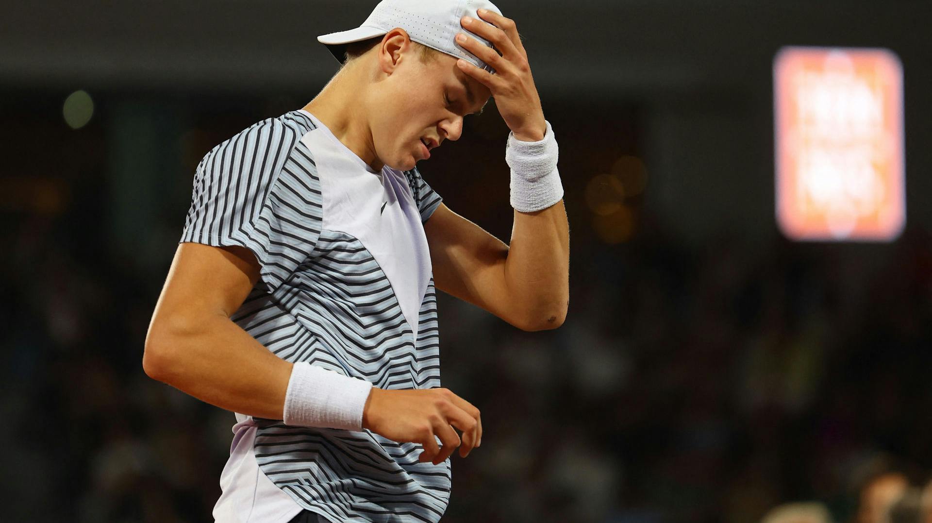 Holger Rune tabte mod norske Casper Ruud og er derfor ude af French Open. 