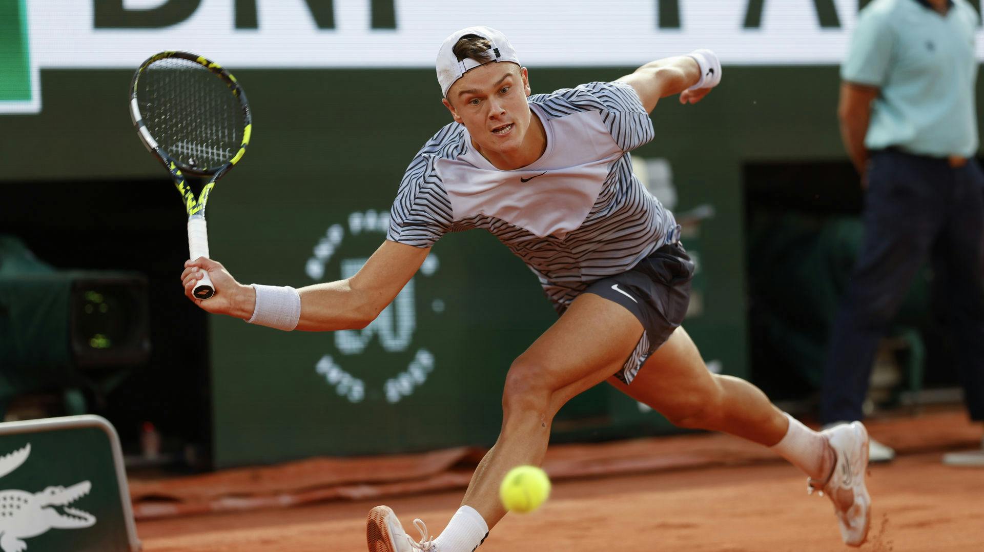 Holger Rune sled og slæbte for hvert et point i en svær kamp.