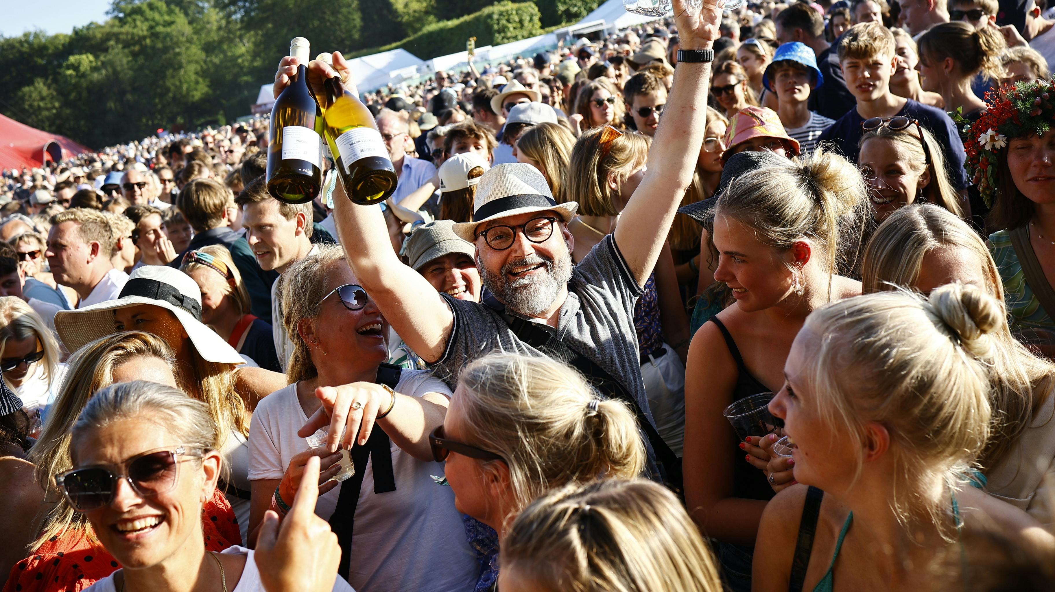 Der bliver drukket alkohol i rigelige mængder på årets Heartland Festival. For nogle lidt mere end rigeligt ... Billedet har intet med den anholdte mand at gøre.&nbsp;