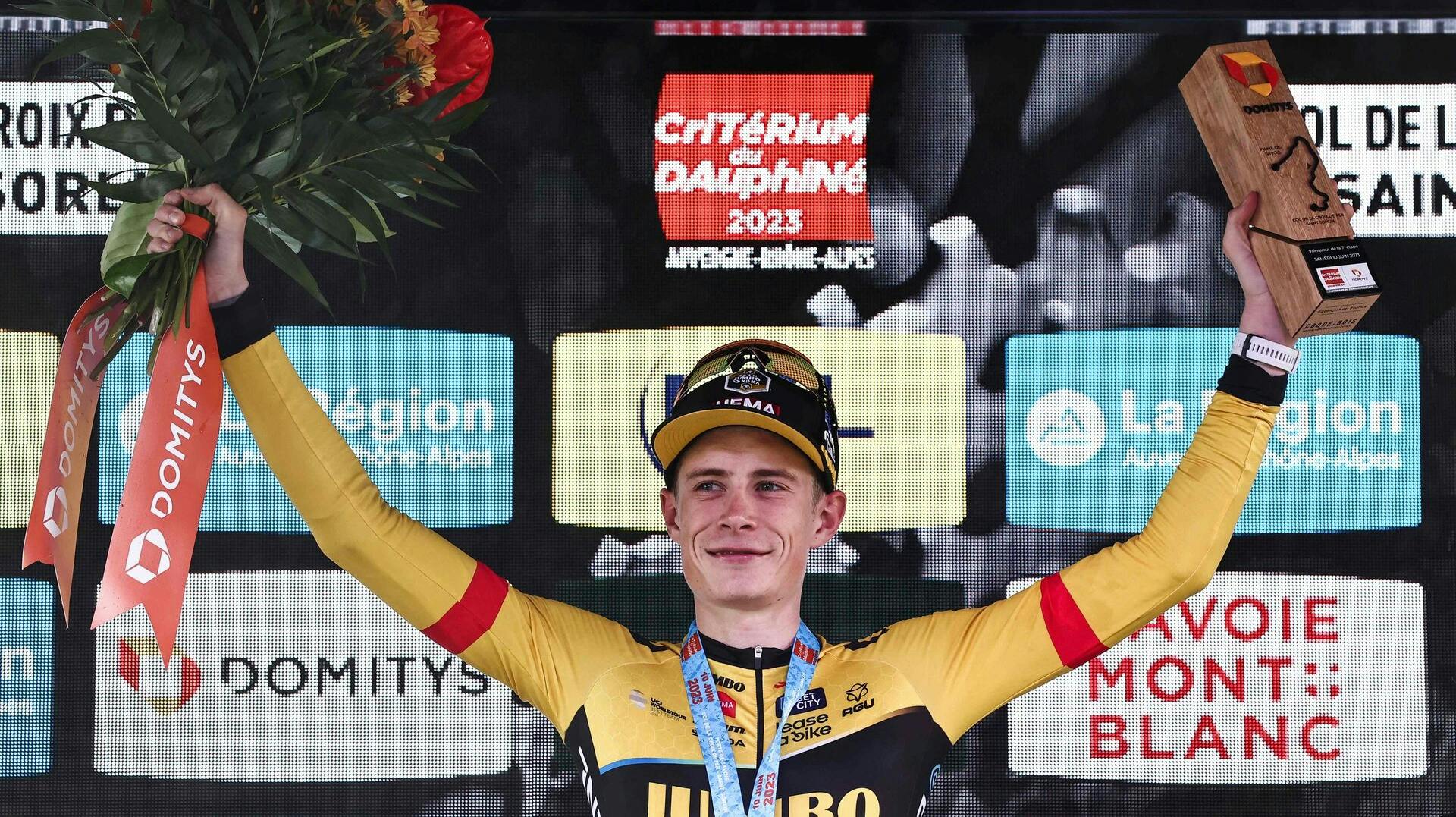 Jonas Vingegaard blev nummer to på sidste etape af Critérium du Dauphiné og vandt løbet samlet.&nbsp;