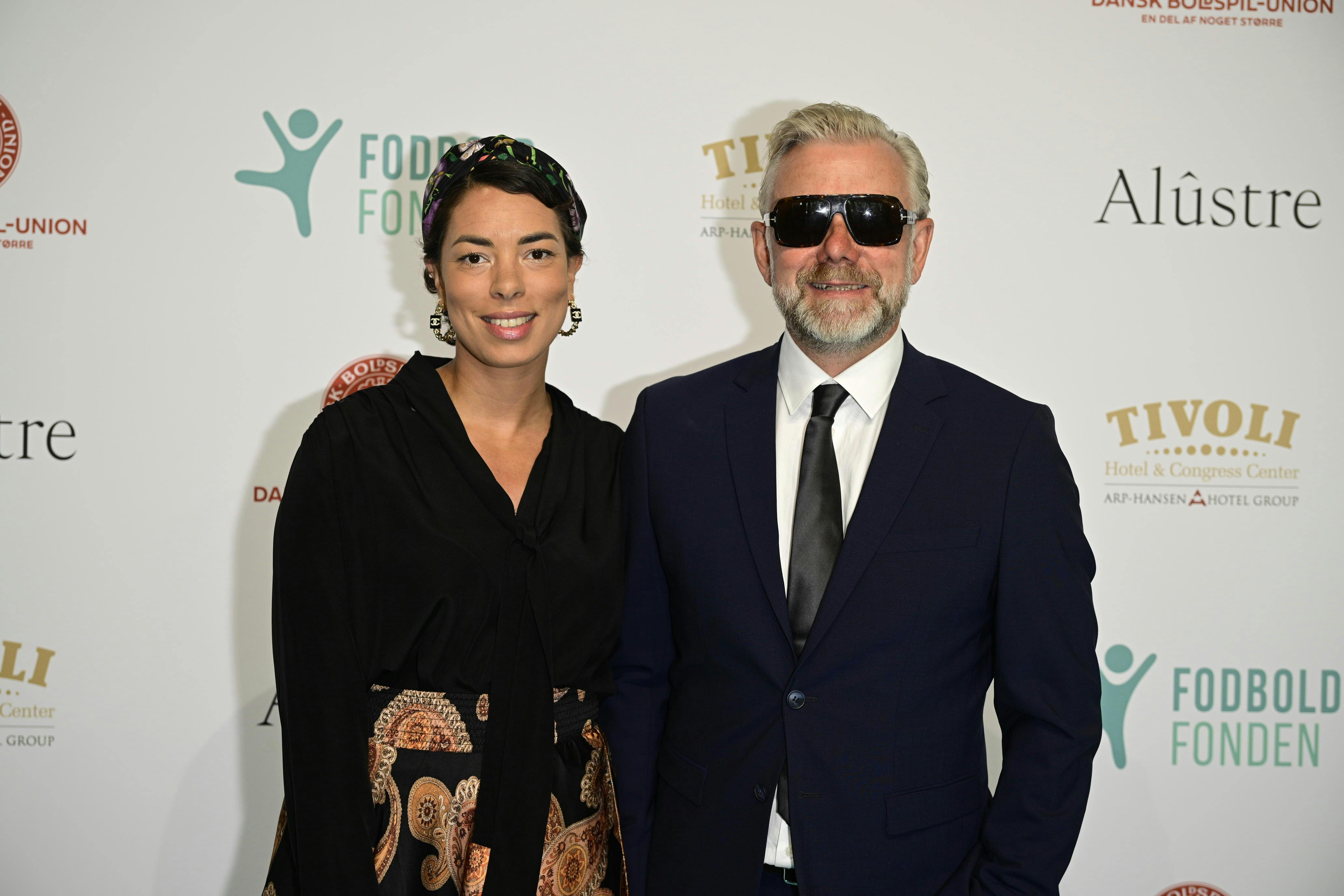 Mange kendte var dukket op til Fodboldfondens velgørenhedsgalla 2023.