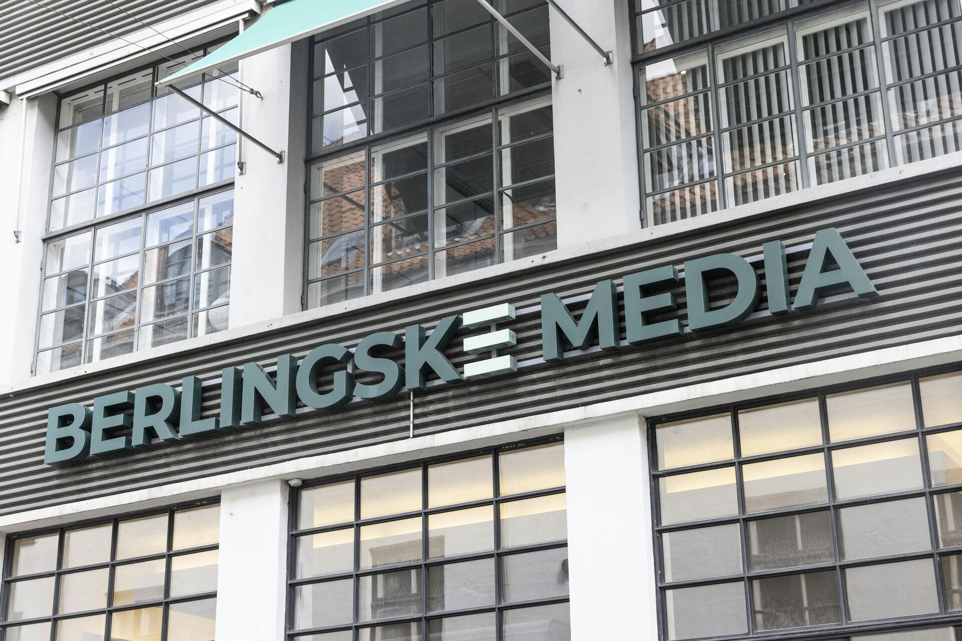 Mandag kom det frem, at koncernen Berlingske Media vil spare 17 millioner kroner som følge af et skuffende annoncesalg.