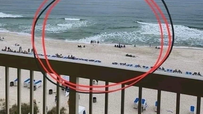 Cirklen viser et typisk hestehul. Det ser tilforladeligt ud, men er et særdeles farligt sted at begive sig ud. 