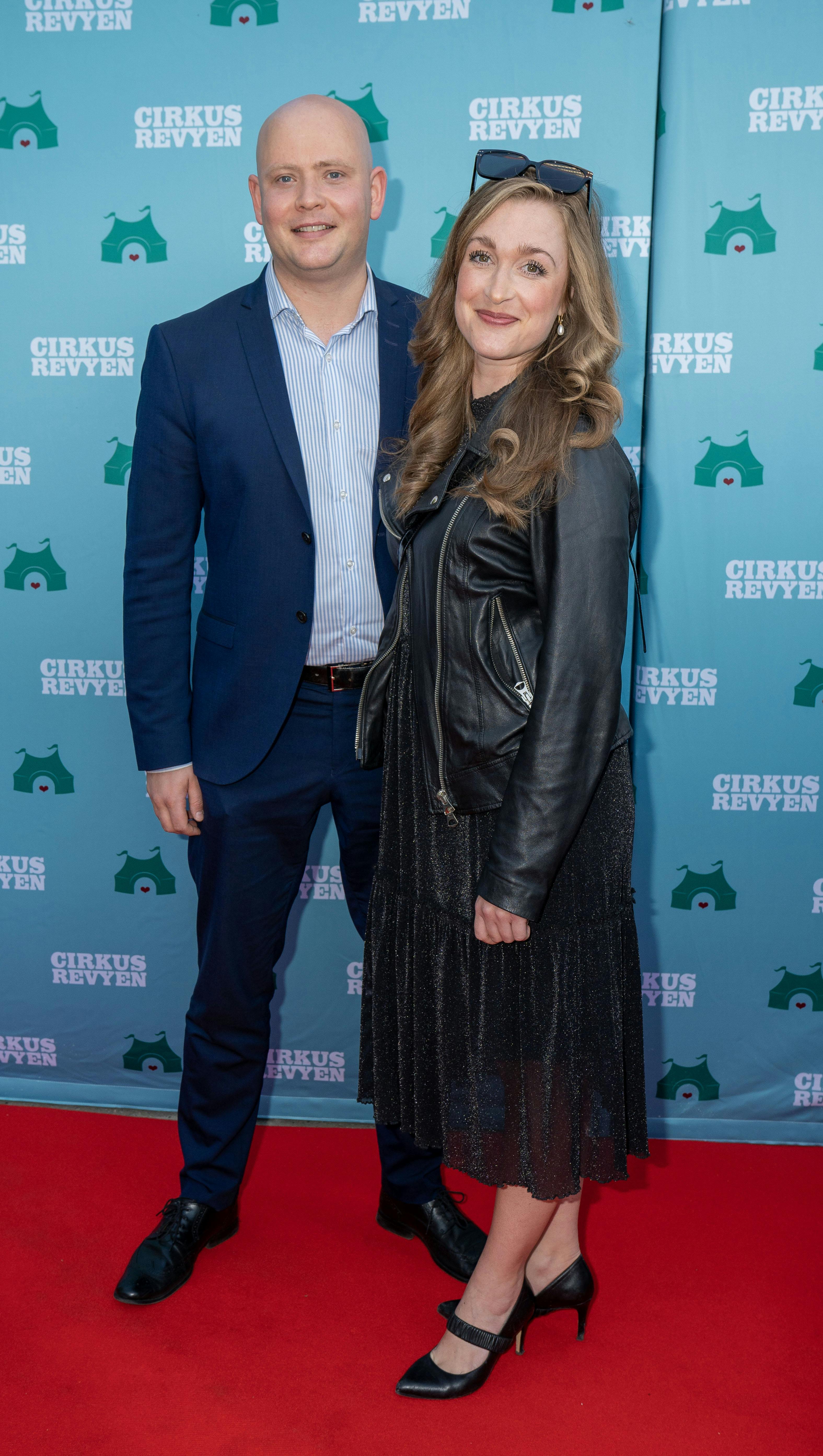 For en måned siden var Jakob Engel-Schmidt og Camilla Søe til premiere på Cirkusrevyen, men dengang gemte parret stadig på den søde hemmelighed.