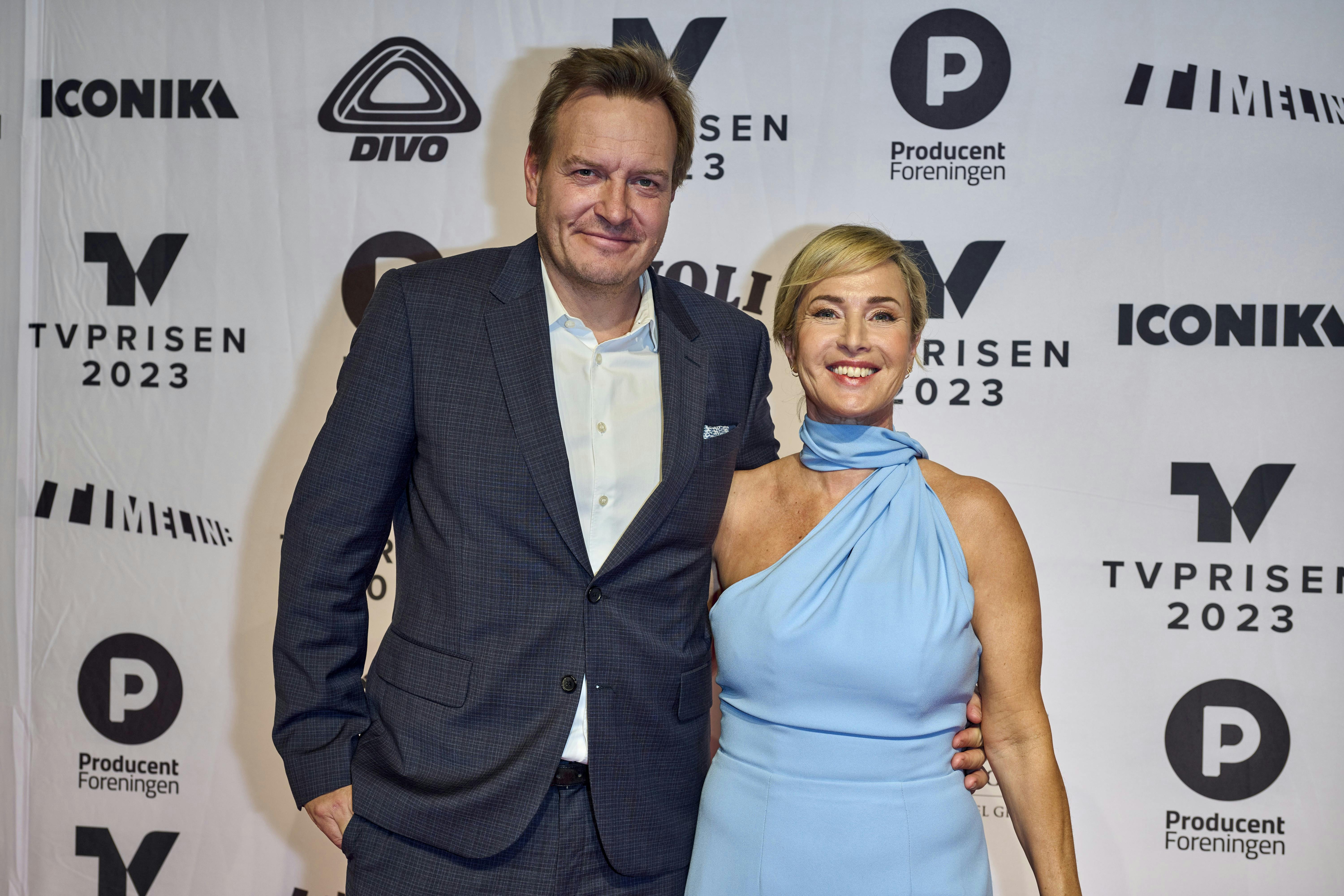 Rasmus Tantholdt og Natasja Crone deler onsdag en glædelig nyhed. Parret skal giftes!