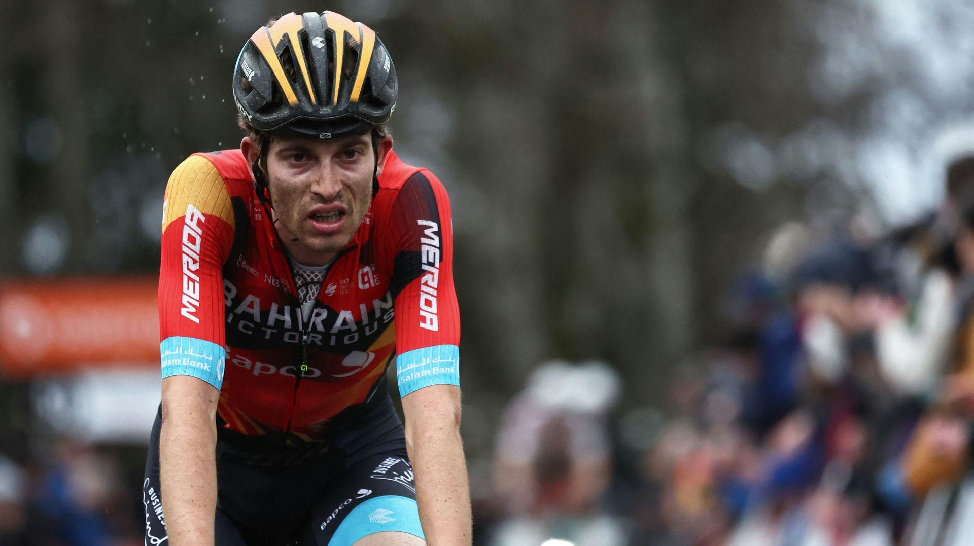 Gino Mäder måtte genoplives efter et styrt under Schweiz Rundt.