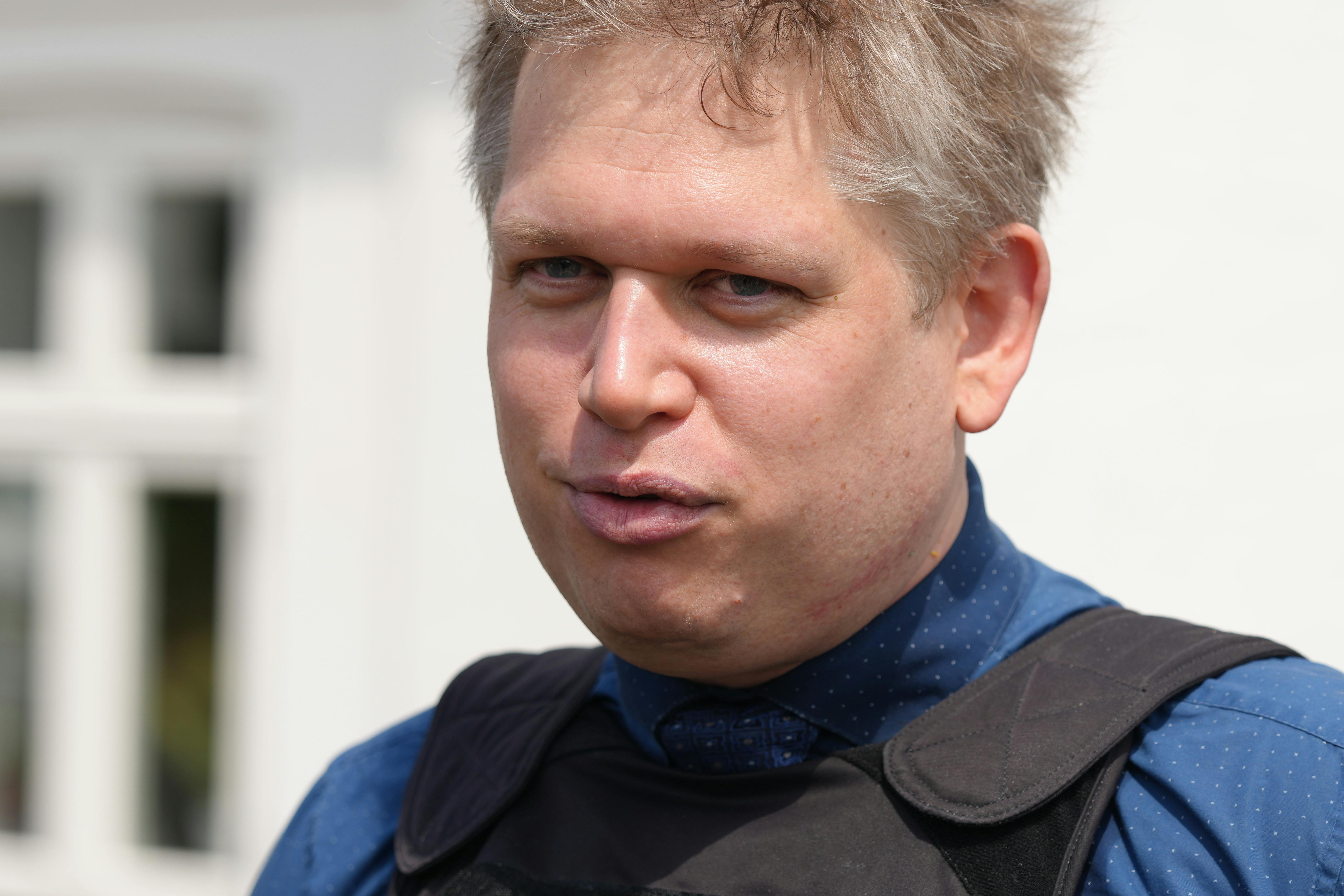 Rasmus Paludan må ikke deltage, men troppede alligevel op til Folkemødet.&nbsp;