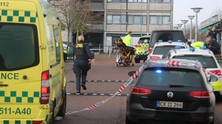 I november måned sidste år blev en 40-årig mand stukket ihjel med helt op til 20 knivstik. Nu er en mand blevet tiltalt for drabet.