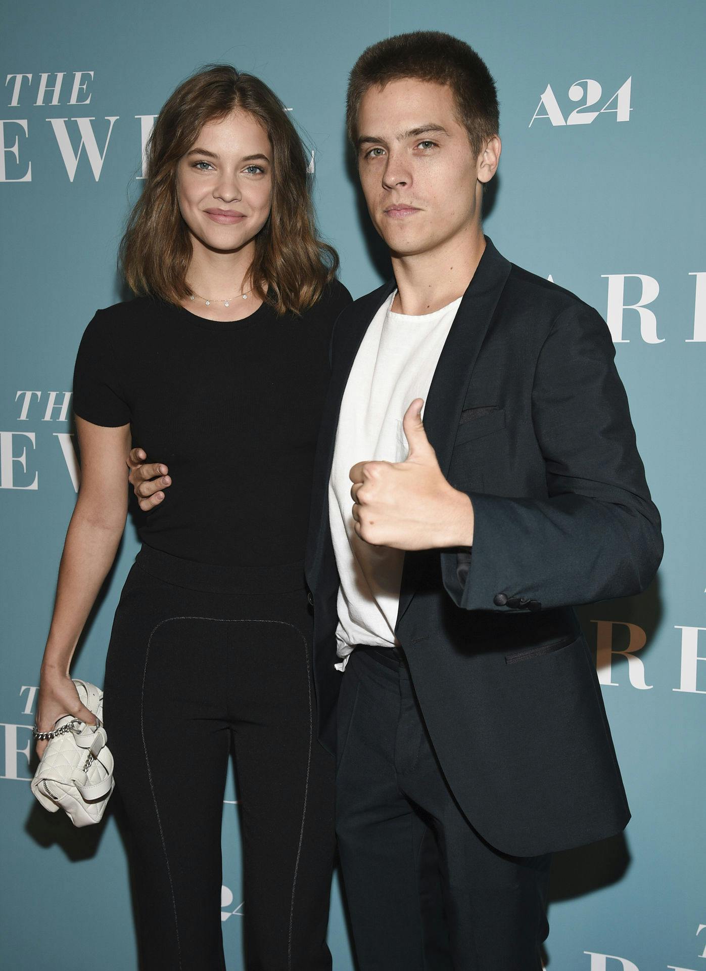 Dylan Sprouse (th.) har i den grad fundet sit kvindelige modstyke i modellen Barbara Palvin.