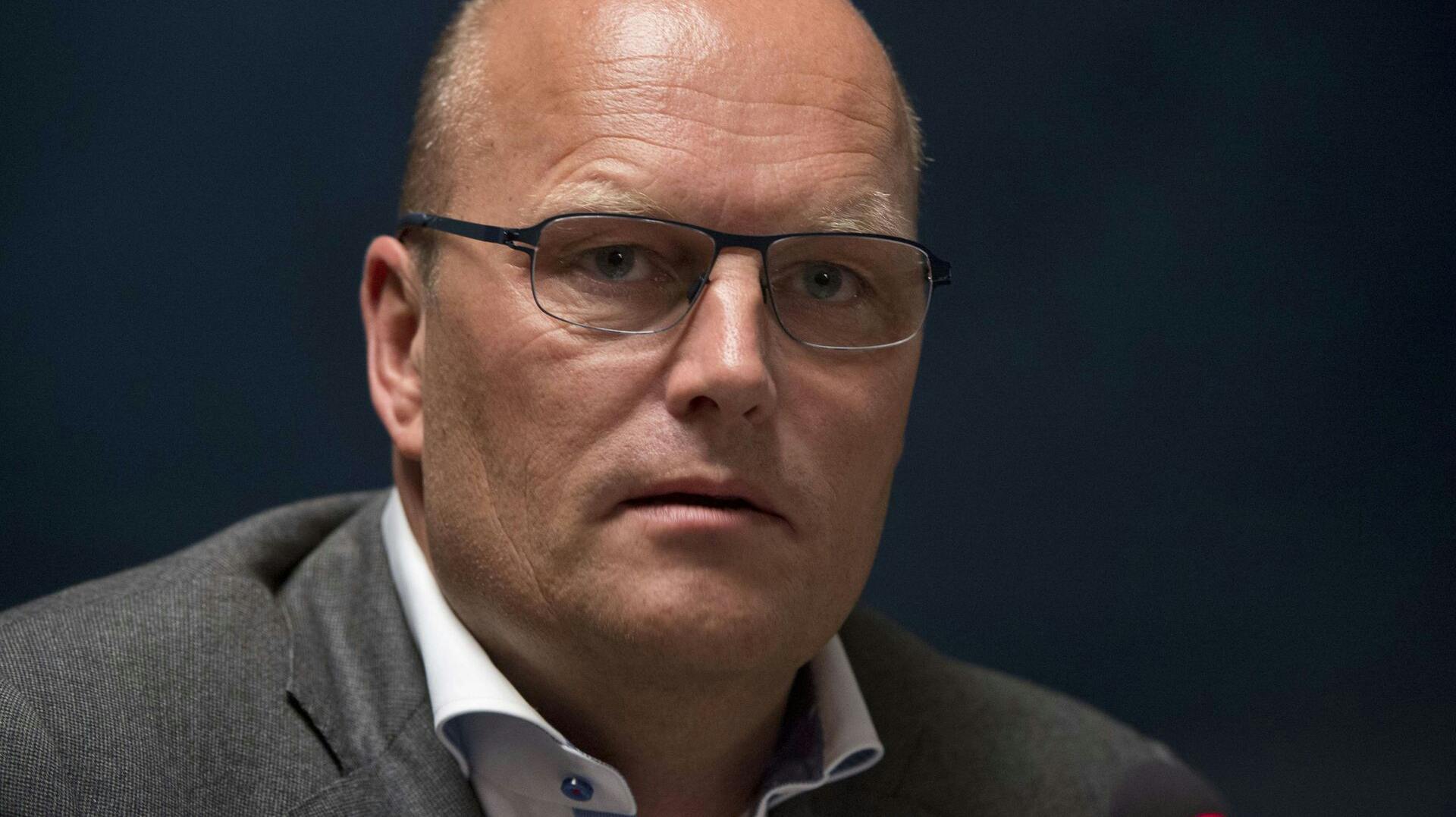 Bjarne Riis nåede at arbejde sammen med Gino Mäder, da han var sportsdirektør for cykelryttere.