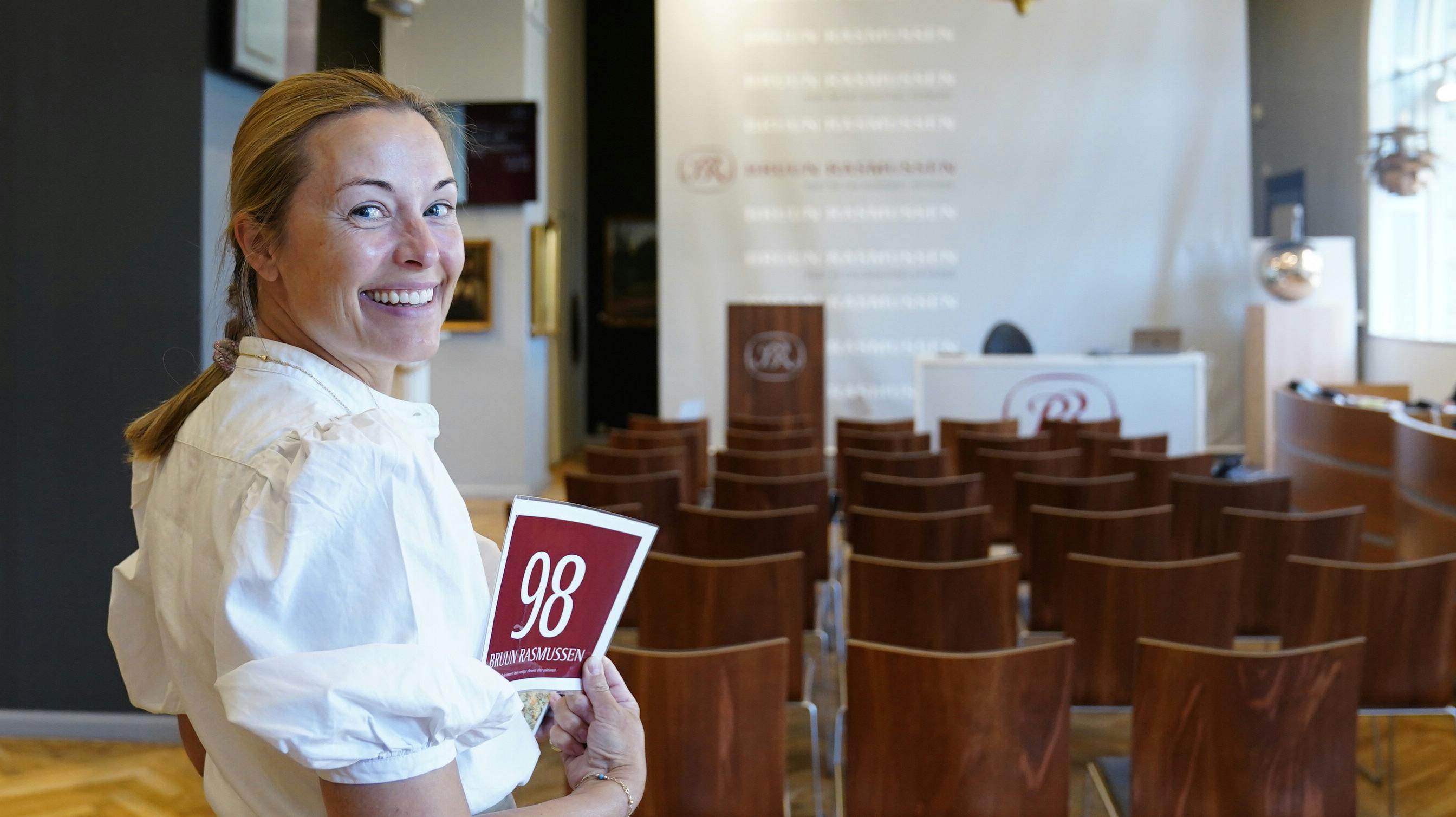 Louise "Duddi" Iuel Albinus fik onsdag sikret skøde og adelspatenter, mens hun måtte se andre familieklenodier fra Valdemars Slot spredt for alle vinde. 