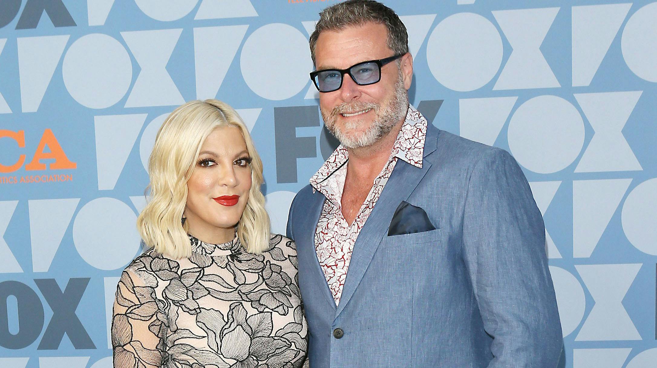 Parret blev gift i 2006 og har sammen fem børn. 