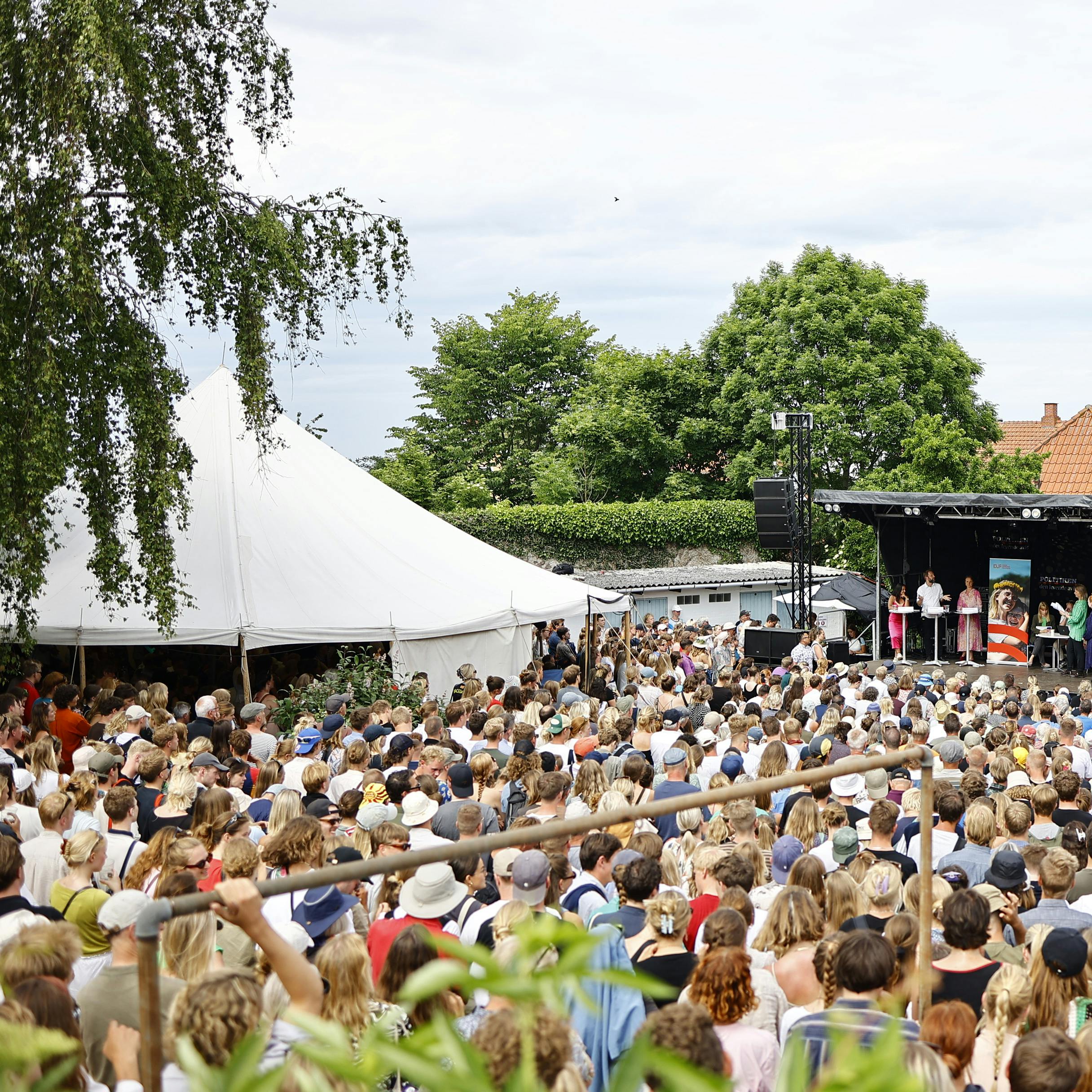 Folkemødet – "Politikernes Roskilde Festival" – kører i disse dage for fulde drøn i Allinge på Bornholm. 