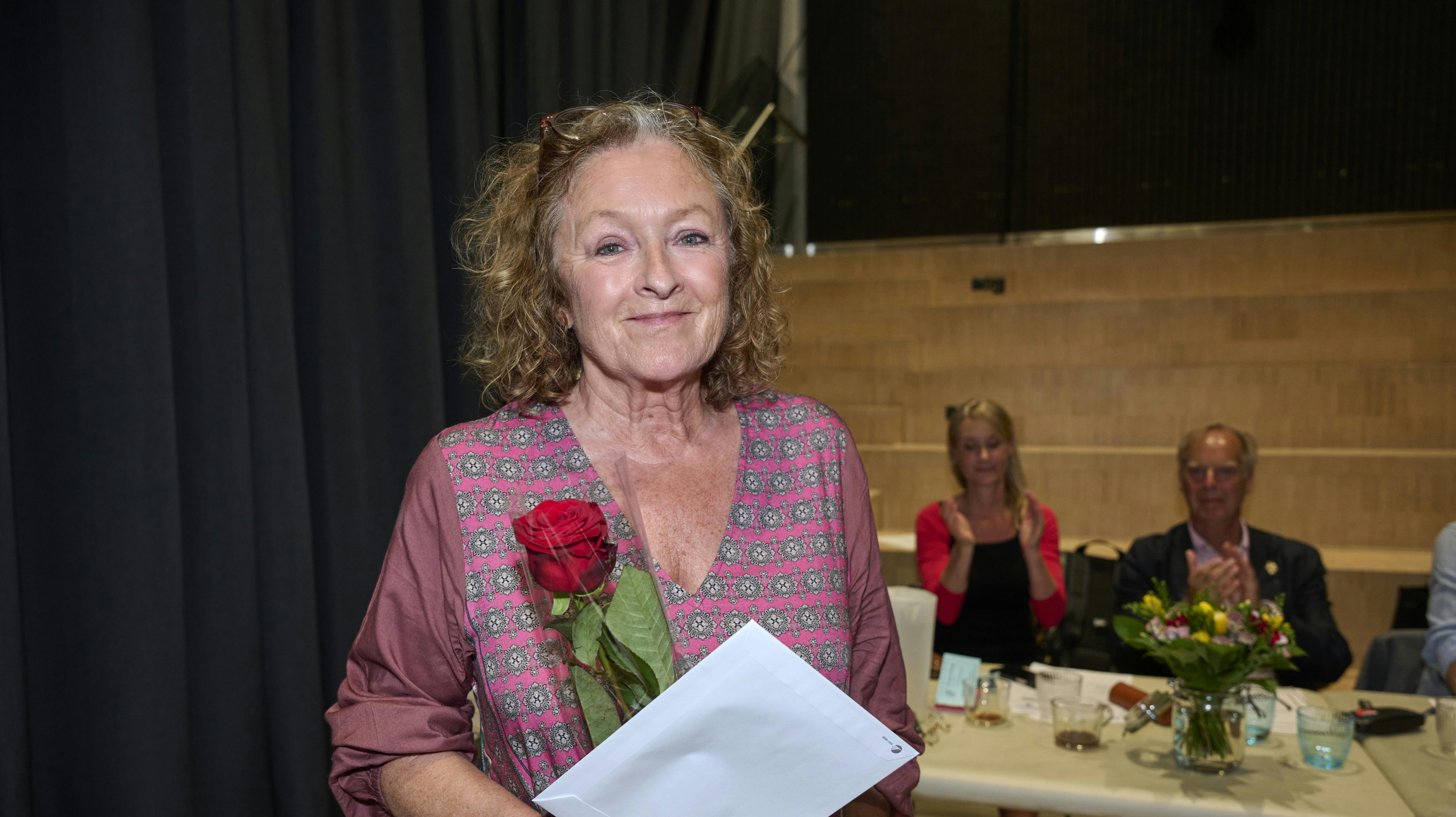 Tidligere på måneden fik Kirsten Lehfeldt tildelt Erling Schrøders Hæderslegat. 