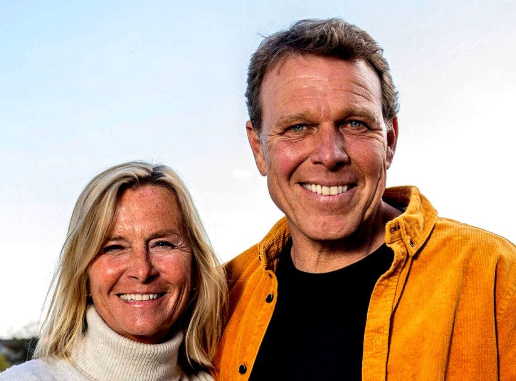 Marian Midé og Mikkel Beha Erichsen opgiver husbåden i København.