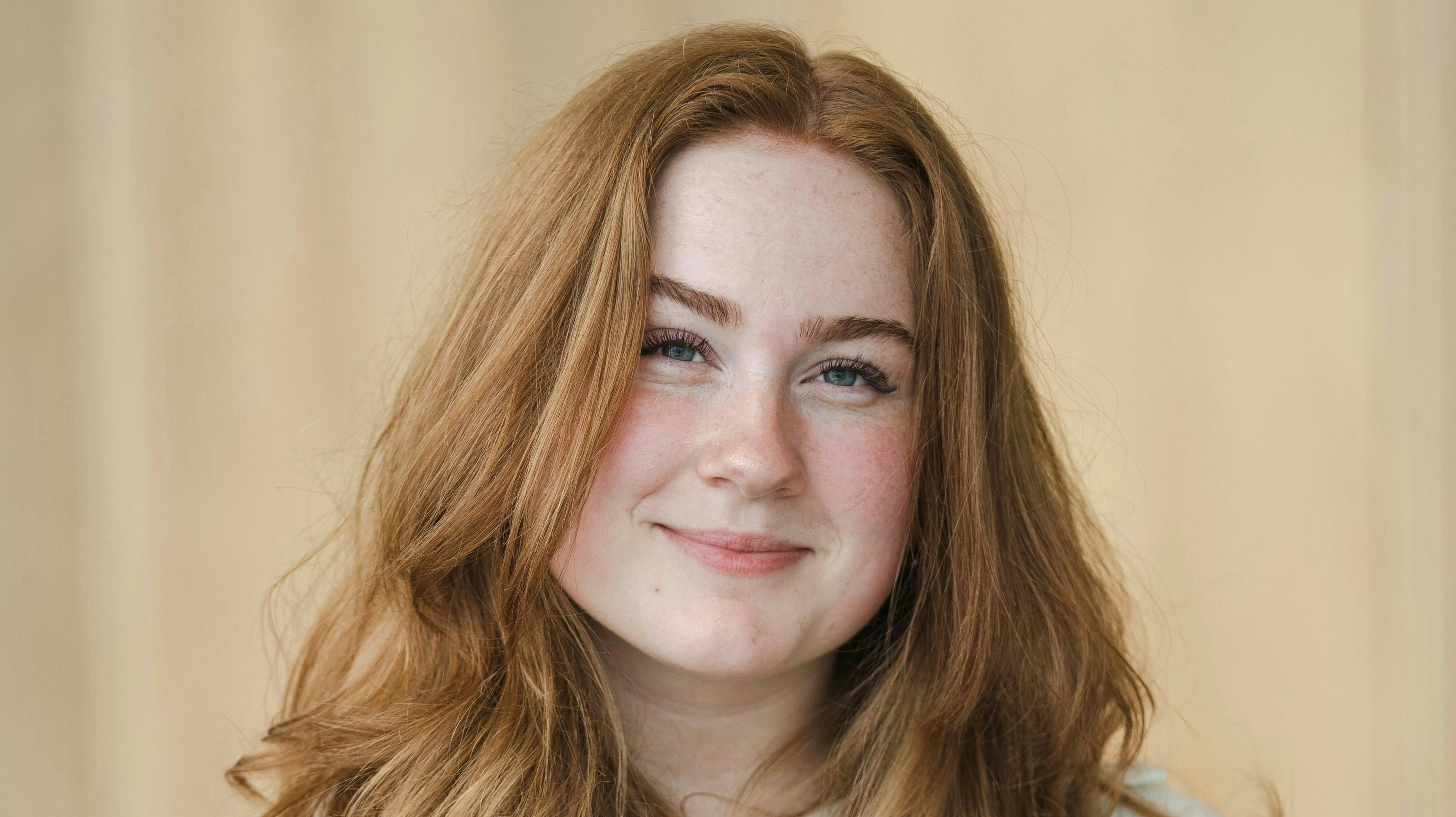 Clara Nedergaard kan kalde sig student. Det afslørede hendes "X Factor"-flirt på, Samuel Sigala, på Instagram.