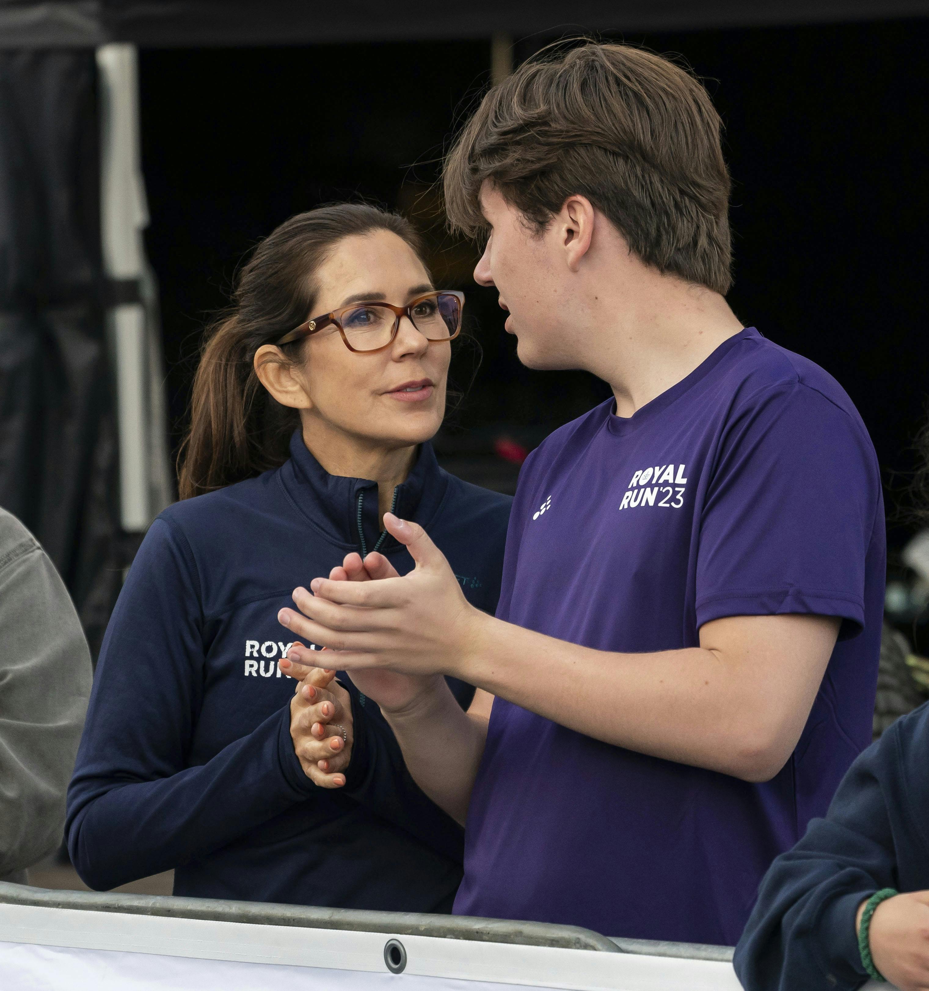 Prins Christians egen mor er "hentet ind" fra udlandet, så mon hun råder sin søn til at gøre det samme?