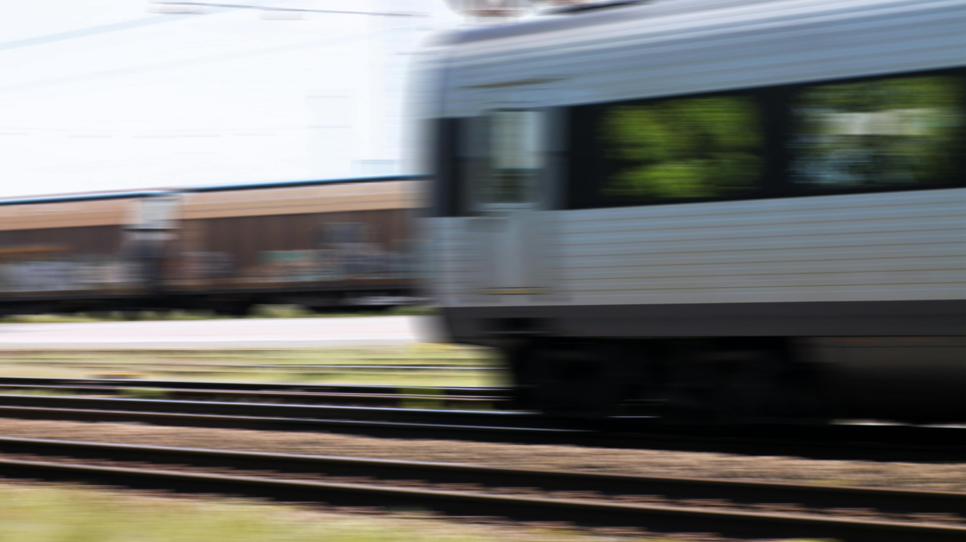 Togene holder i øjeblikket stille, oplyser DSB.