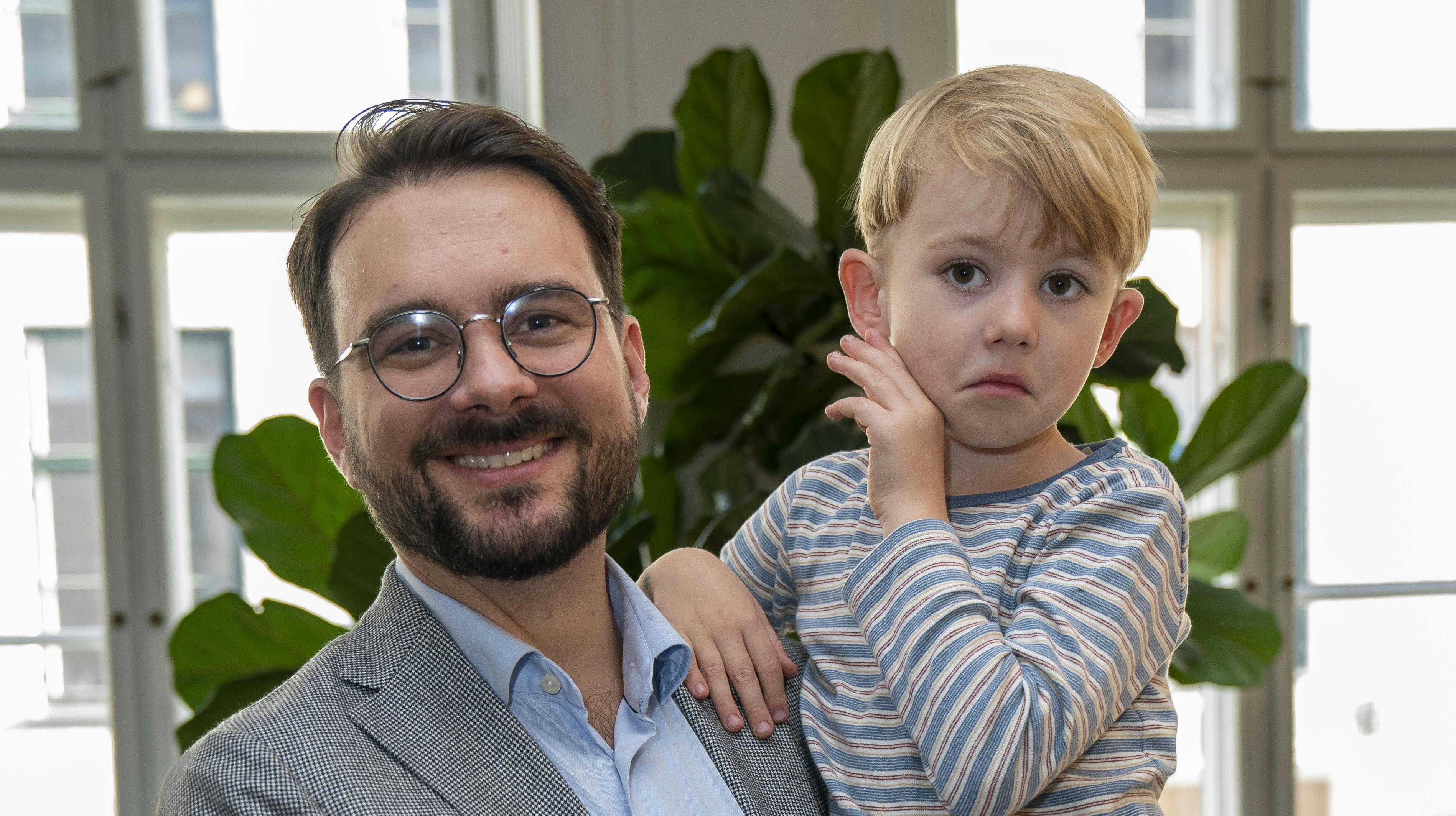 Her ses Phillip Faber med ældsten August.