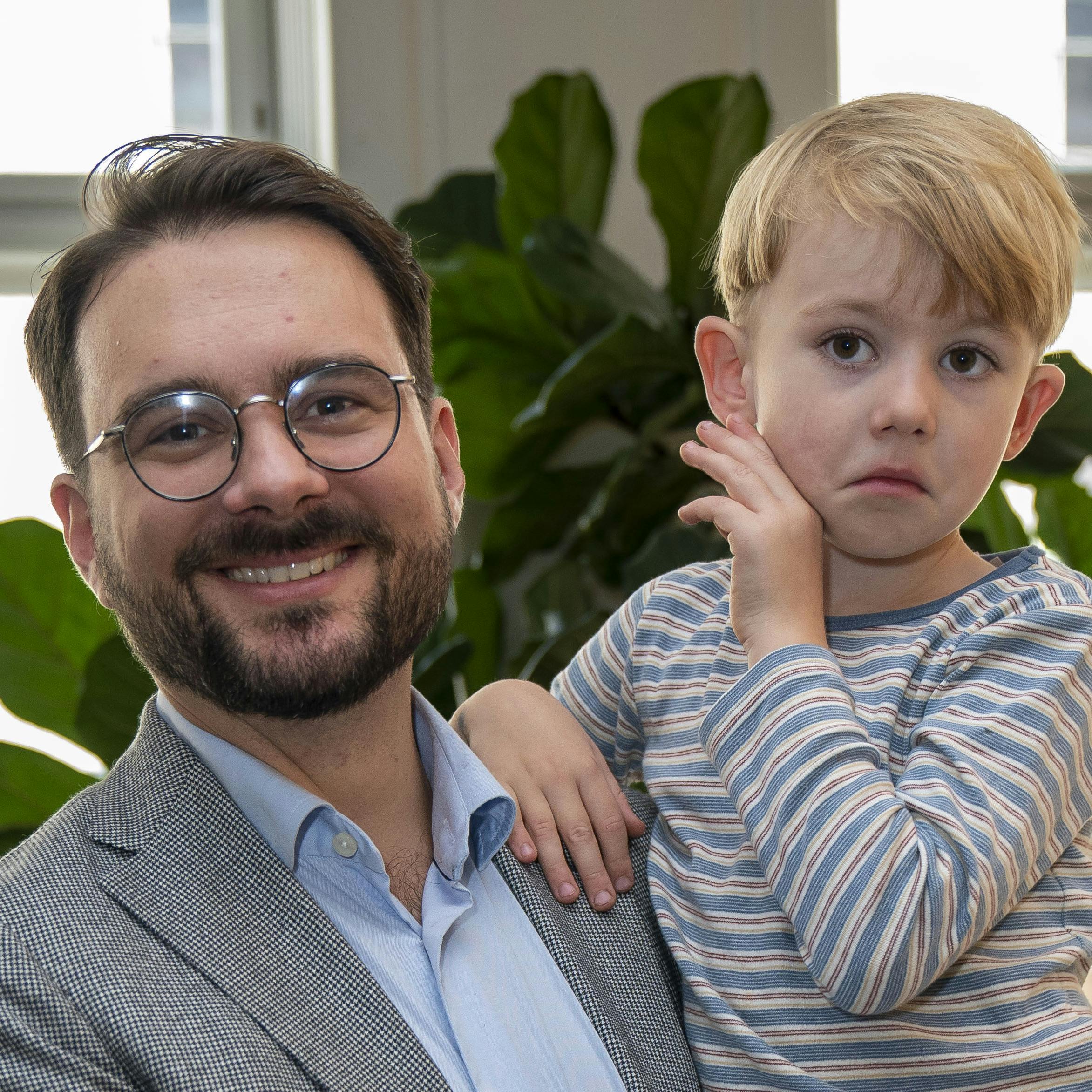 Her ses Phillip Faber med ældsten August.