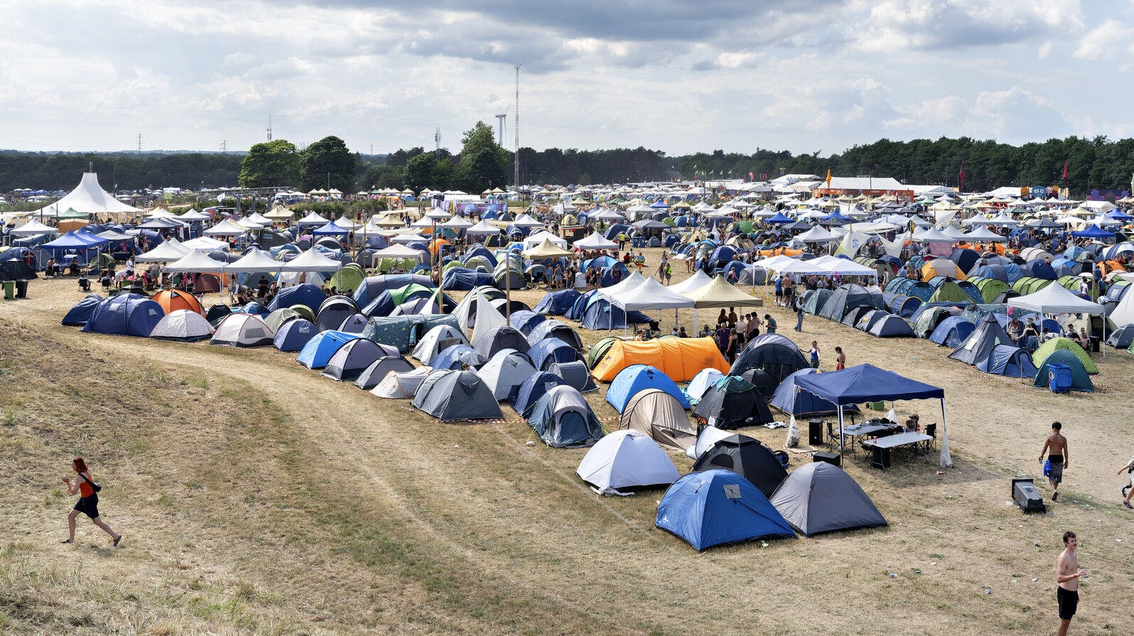 Roskilde Festival 2023. Stemning på campingområdet søndag den 25. juni 2023, Her telte på campingorådet. (Foto: Torben Christensen/Ritzau Scanpix)