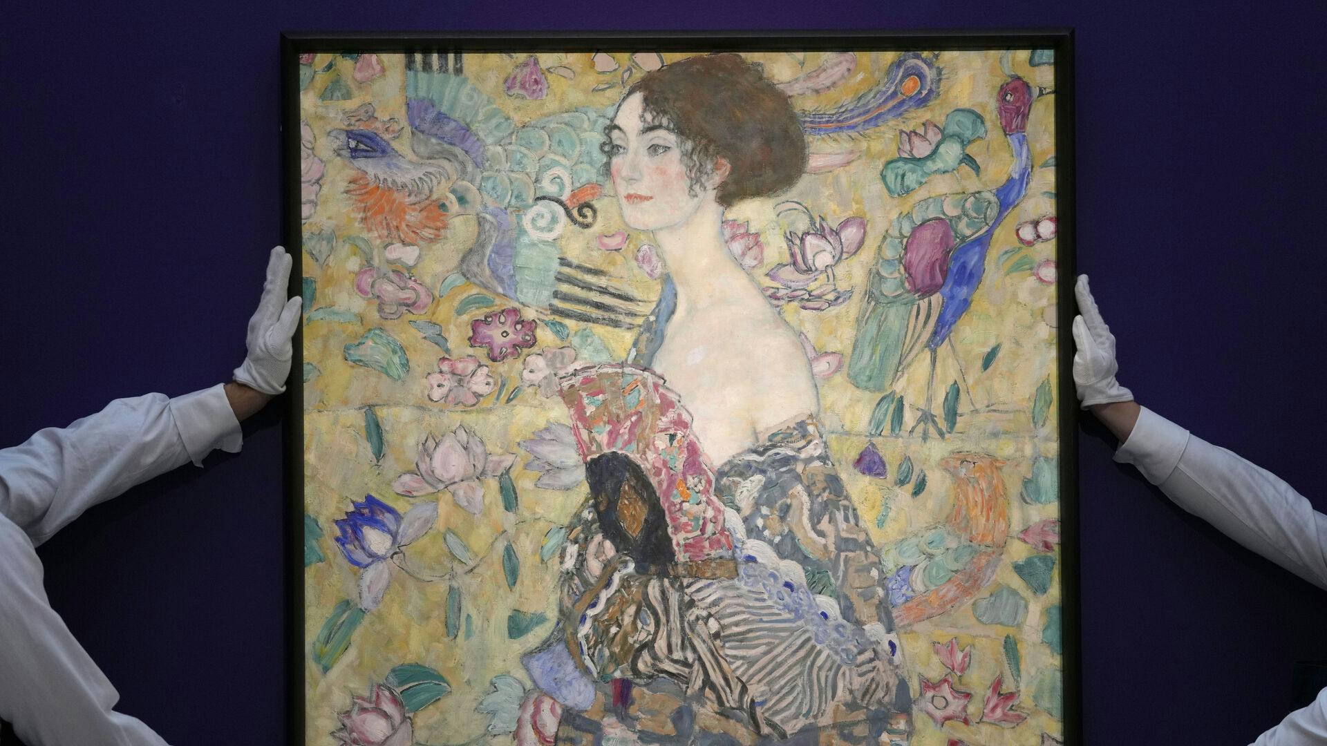 Gustav Klimts 'Dame mit Faecher' er blevet solt på auktion.