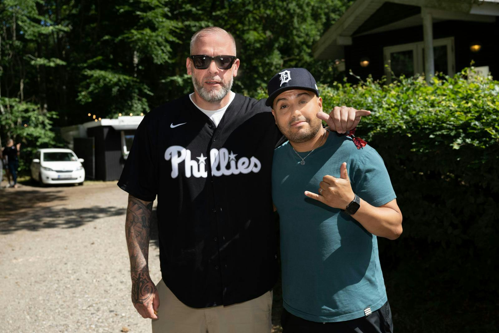 Inden koncerten hyggede L.O.C sig i backstage området med sin ven og kollega USO. 