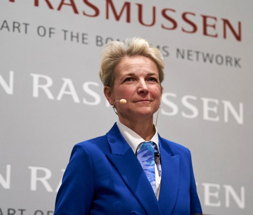 48 år og fri til at gøre hvad som helst eller ingenting. Alexa Bruun Rasmussen er god for et trecifret millionbeløb.