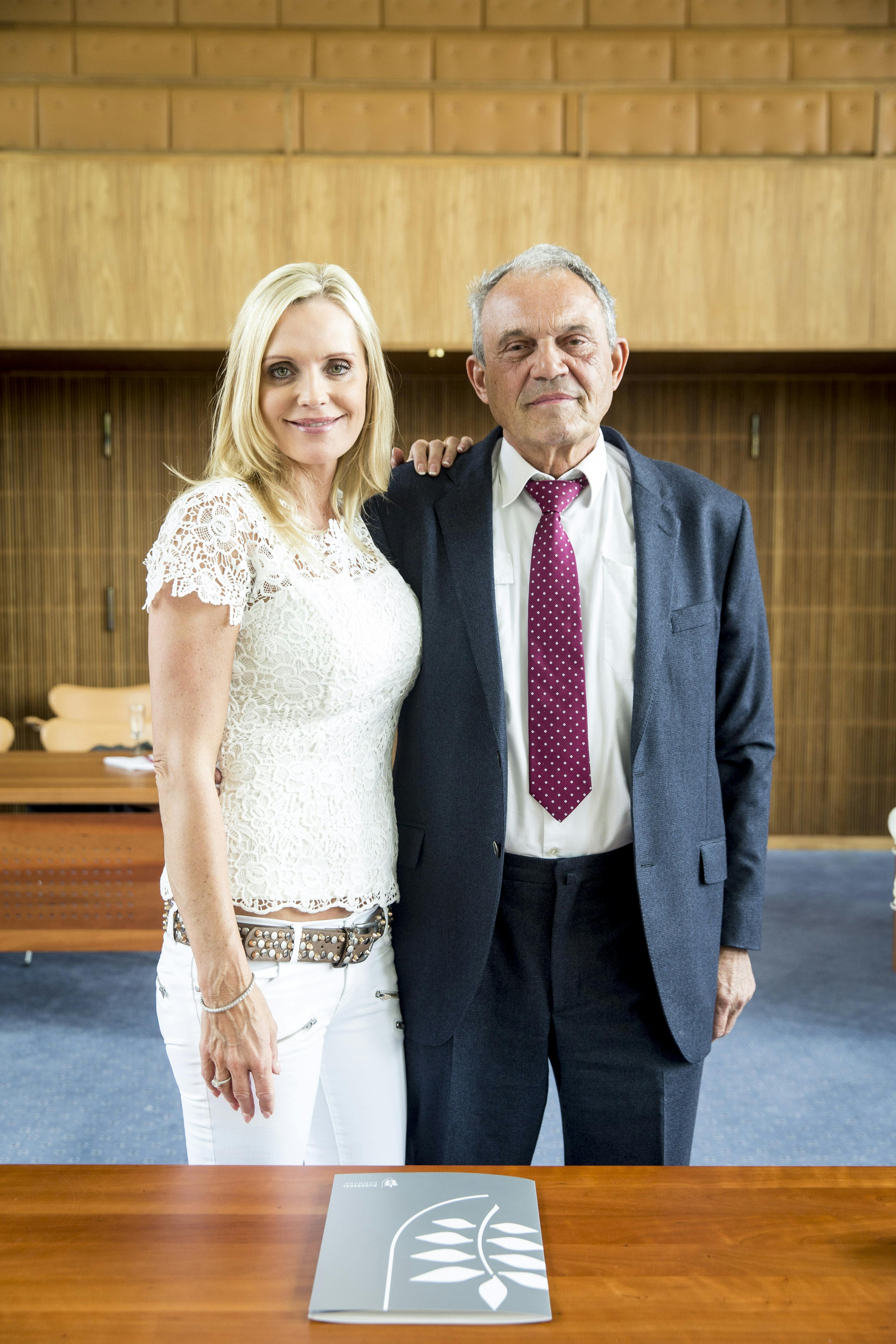 Ved brylluppet på Rudersdal Rådhus var SE og HØR det eneste medie, som dækkede begivenheden.