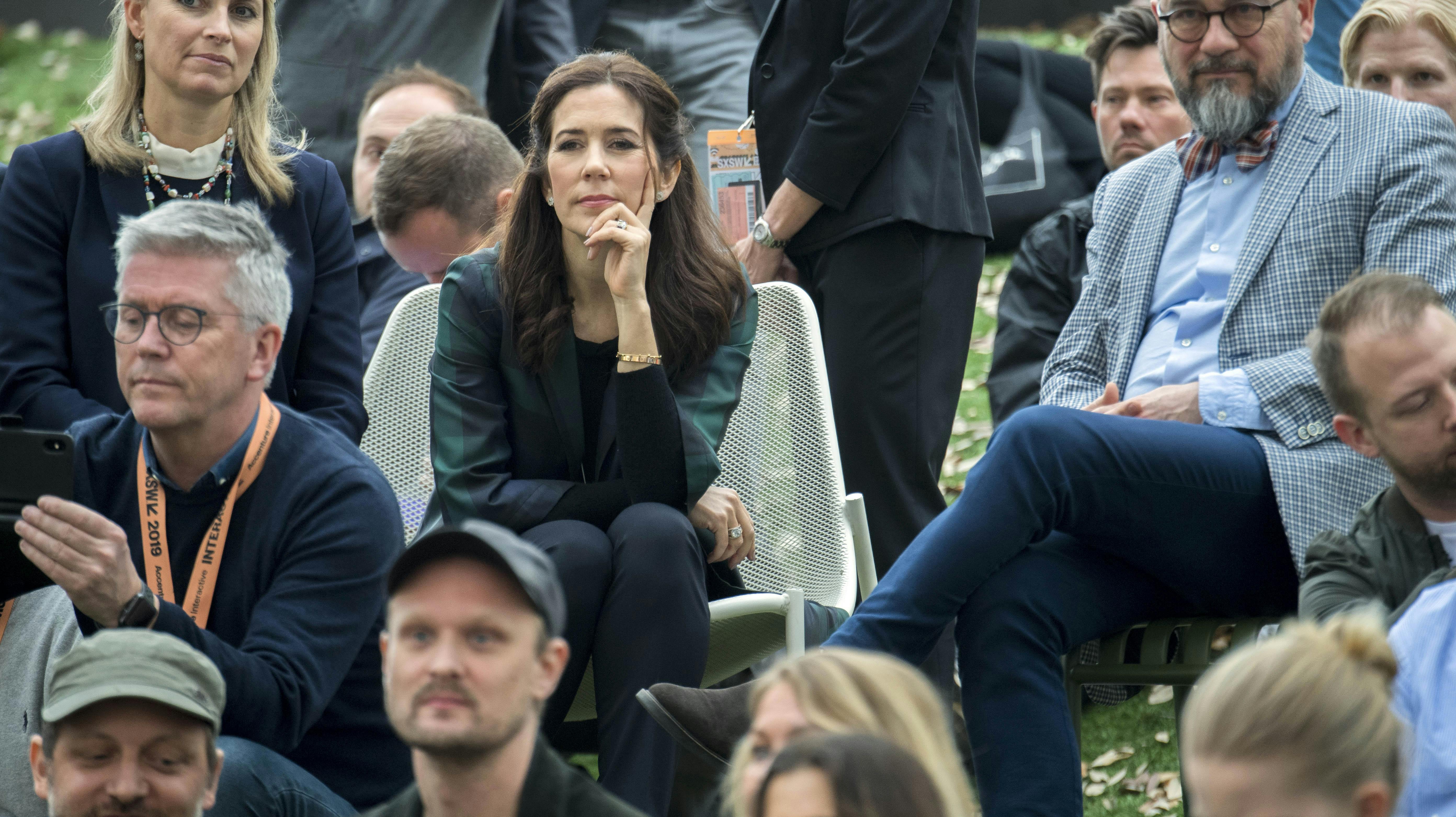 Her ses Michael Bojesen (t.h.) i godt selskab med kronprinsesse Mary.