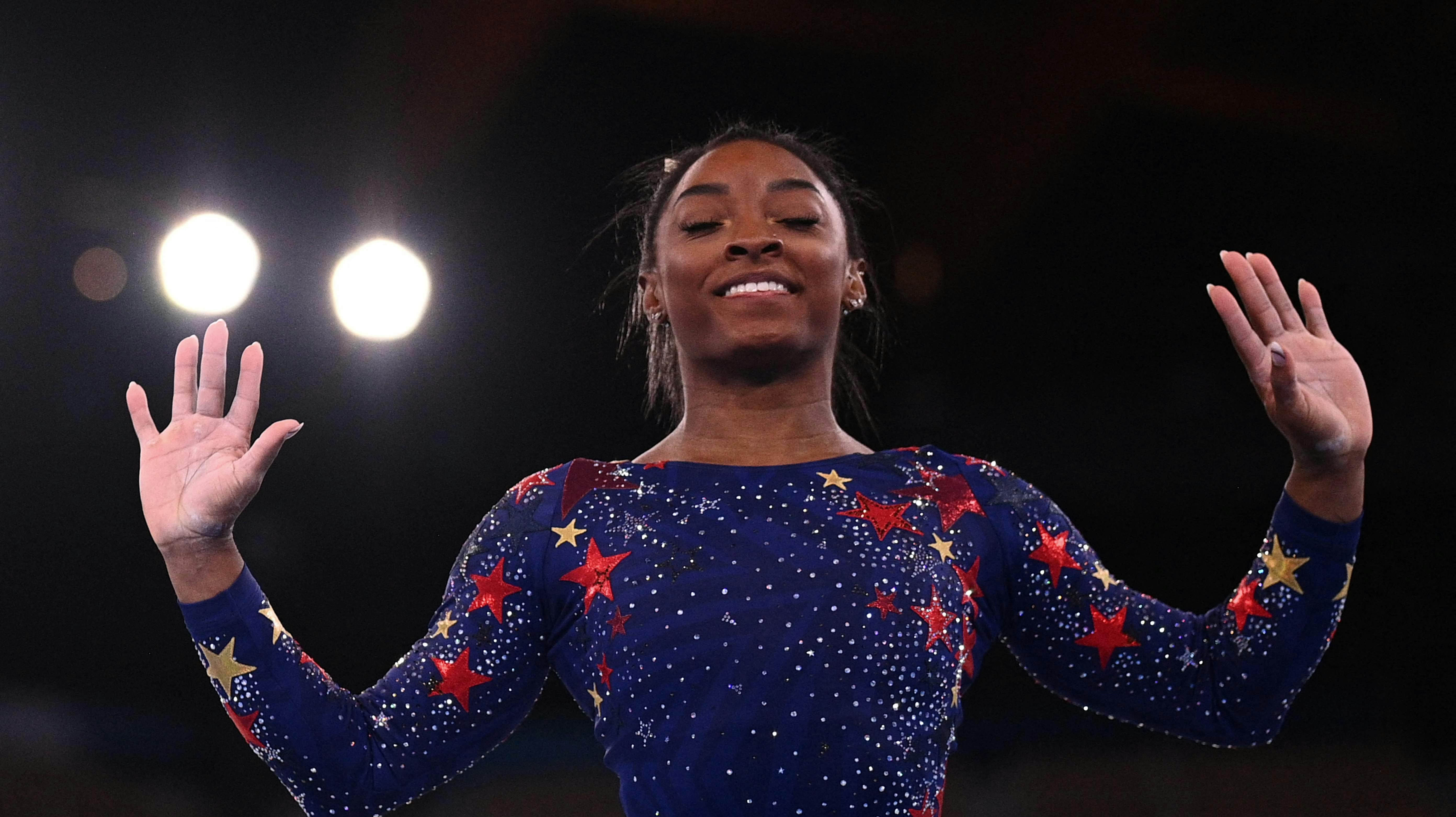 Simone Biles tog hele verden med storm under OL i Rio de Janeiro i Brasilien i 2016, hvor hun vandt fire guldmedaljer og en bronzemedalje.