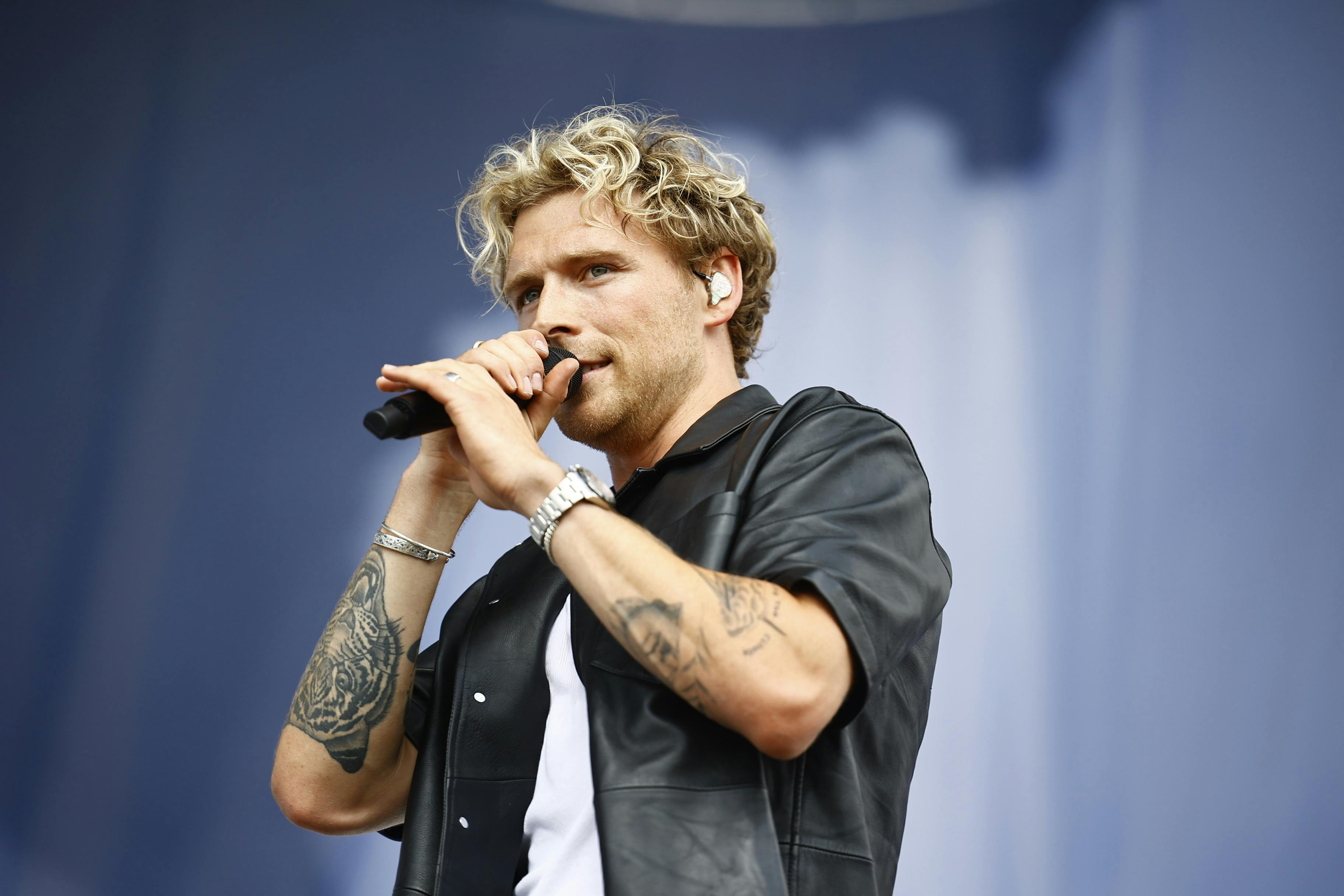 Selvom Christopher har en travl festivalsommer lige i øjeblikket, så er der blevet plads til både en tur i øveren med JammJam og forbi Orange Scene senere på fredagen&nbsp;
