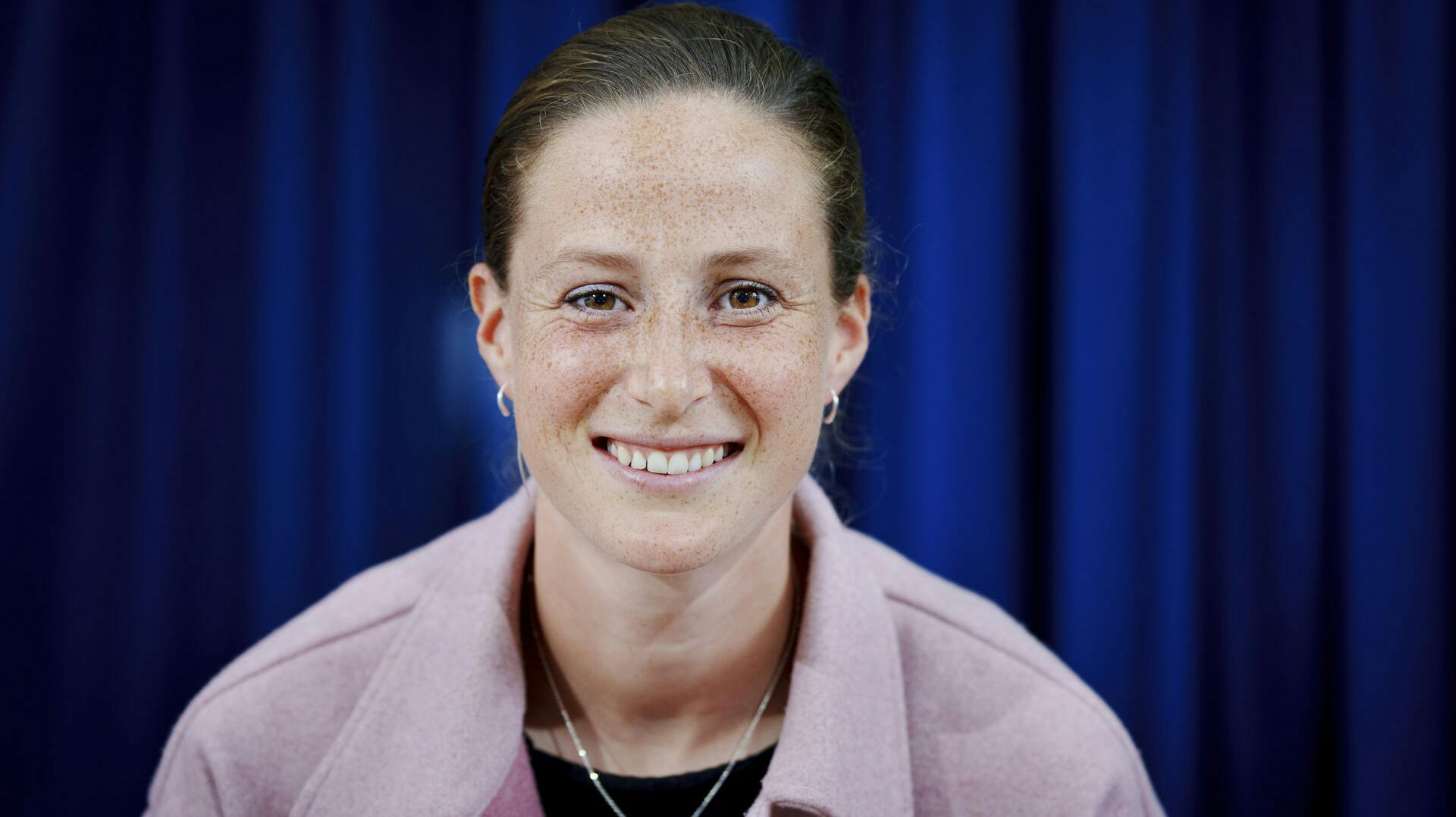 Efter en lang skadeperiode blev Nicoline Sørensen klar i vinter. Nu skal hun til VM med resten af landsholdet.