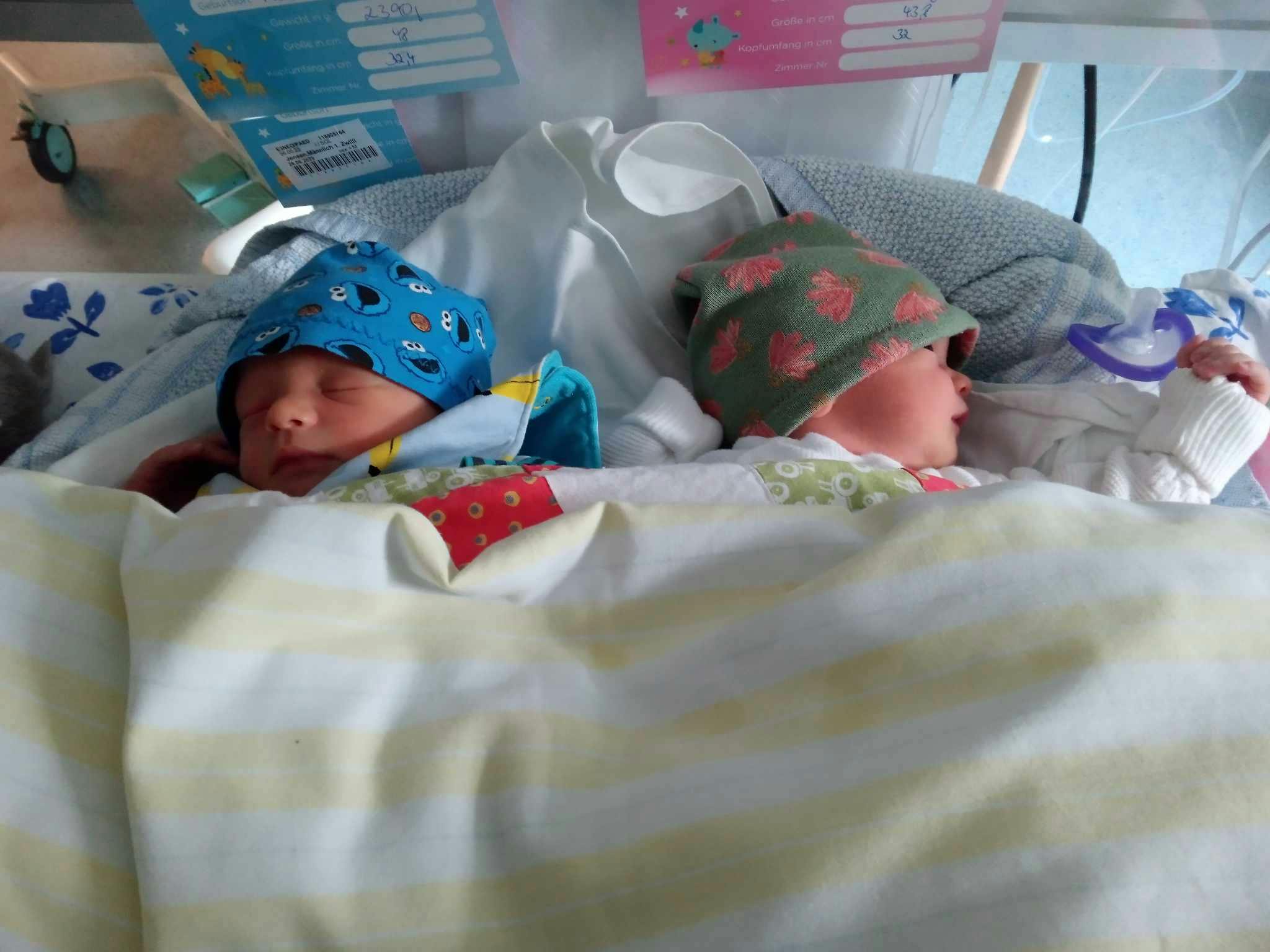 På nuværende tidspunkt er Natascha Linea og tvillingerne stadig indlagt på hospitalet.