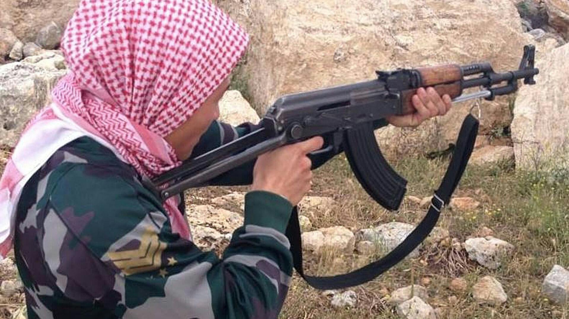 OBS: Arkivfoto: En mand fra balkan er blandt andet tiltalt for at ville anskaffe sig 11 AK47'ere og et ukendt antal håndgranater.