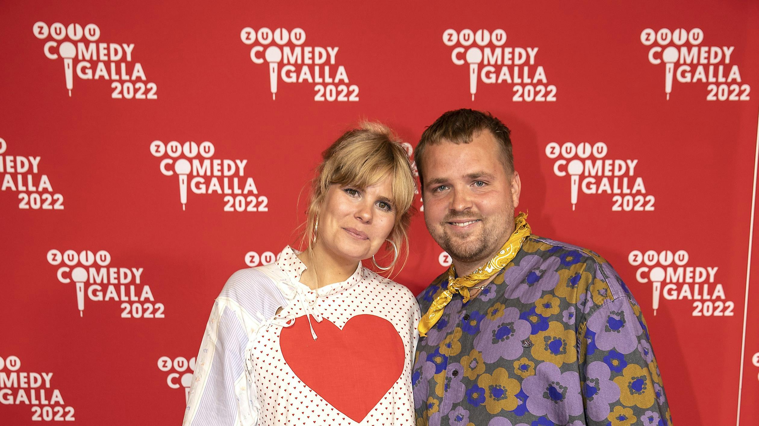 Joakim Ingversen danner par med Sofie Linde.