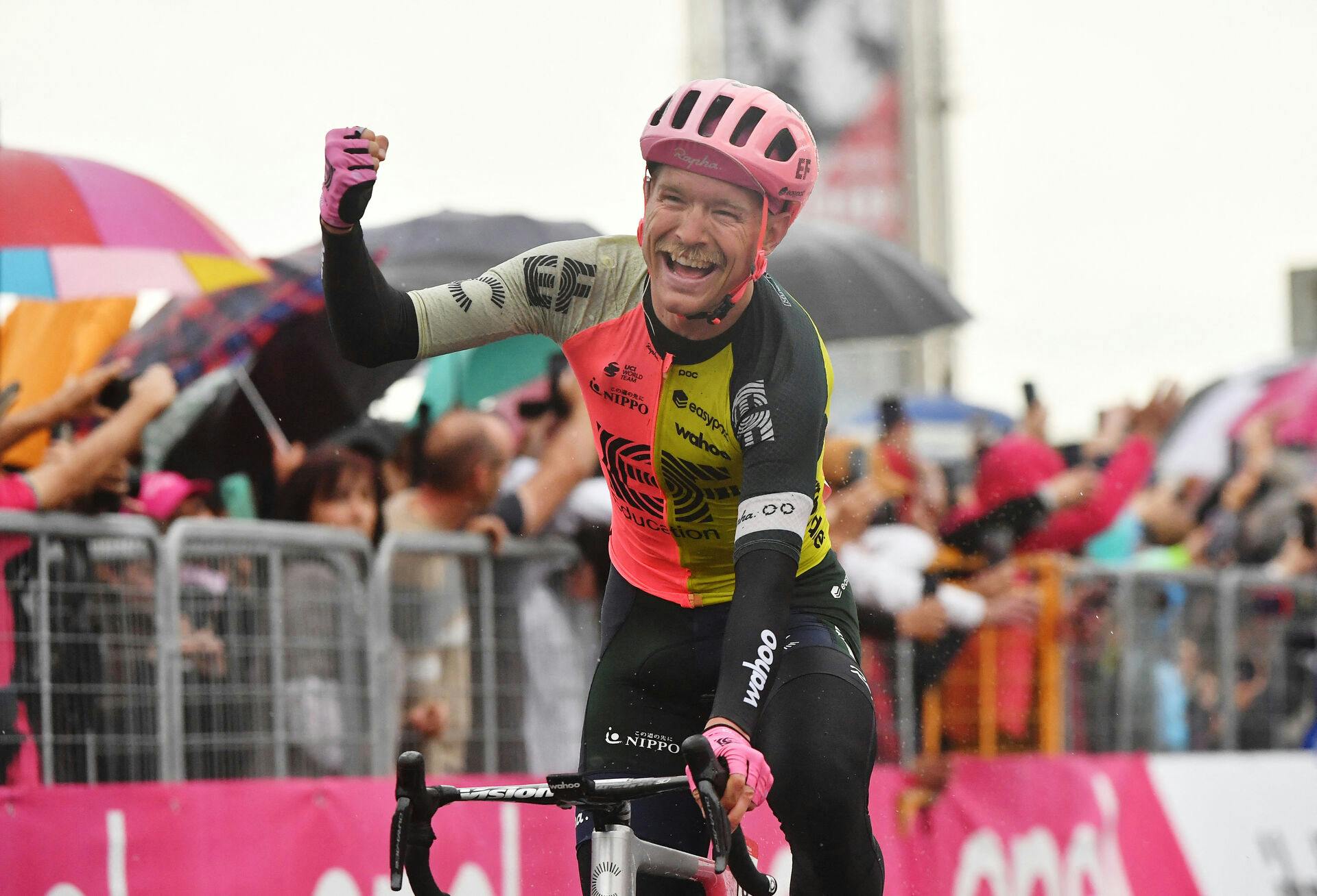 Cycling – Giro d'Italia – Stage 10 – Scandiano to Viareggio – Italy – May 16, 2023 EF Education-EasyPost's Magnus Cort celebrates winning stage 10 REUTERS/Jennifer Lorenzini