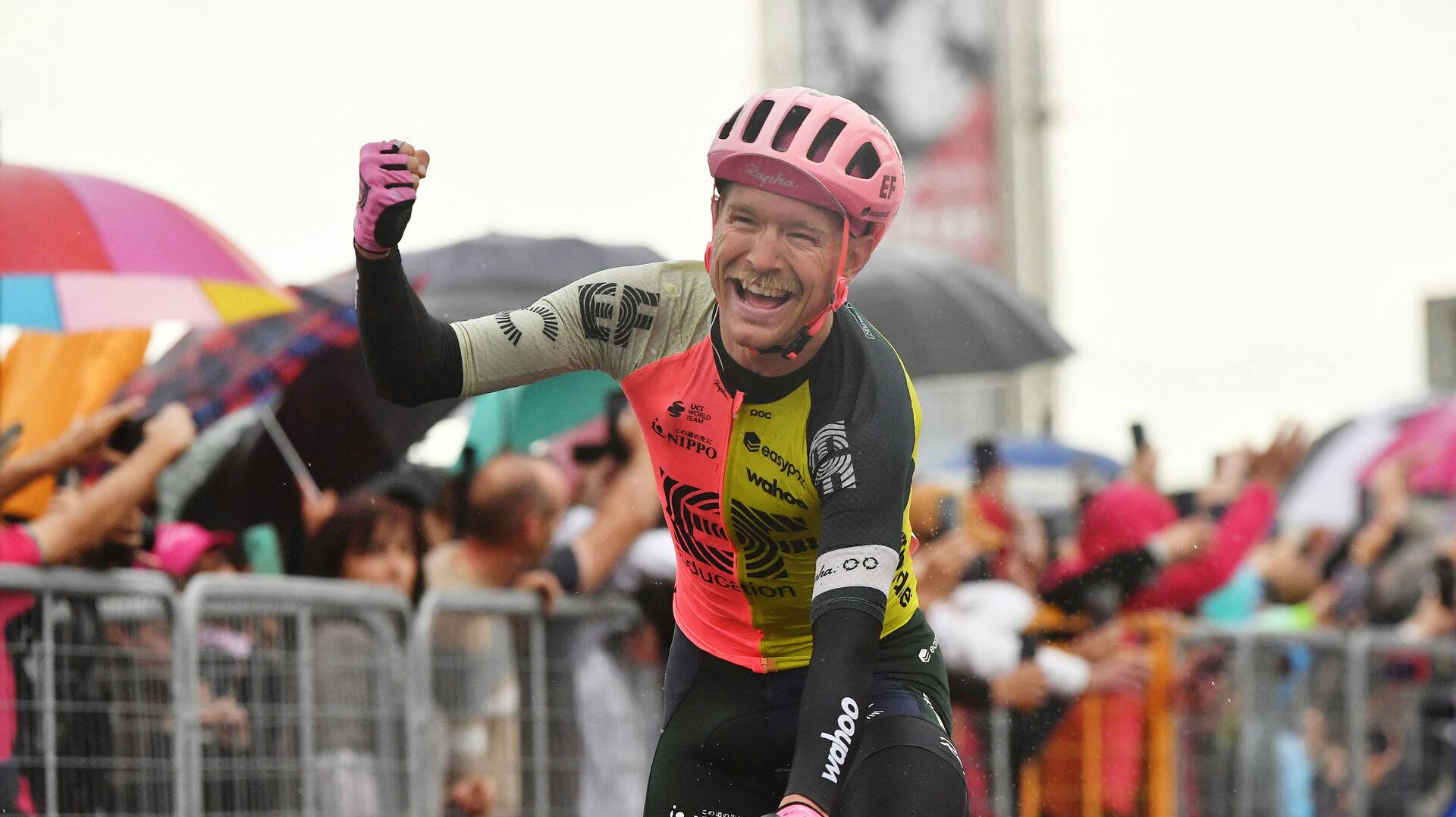 Cycling – Giro d'Italia – Stage 10 – Scandiano to Viareggio – Italy – May 16, 2023 EF Education-EasyPost's Magnus Cort celebrates winning stage 10 REUTERS/Jennifer Lorenzini