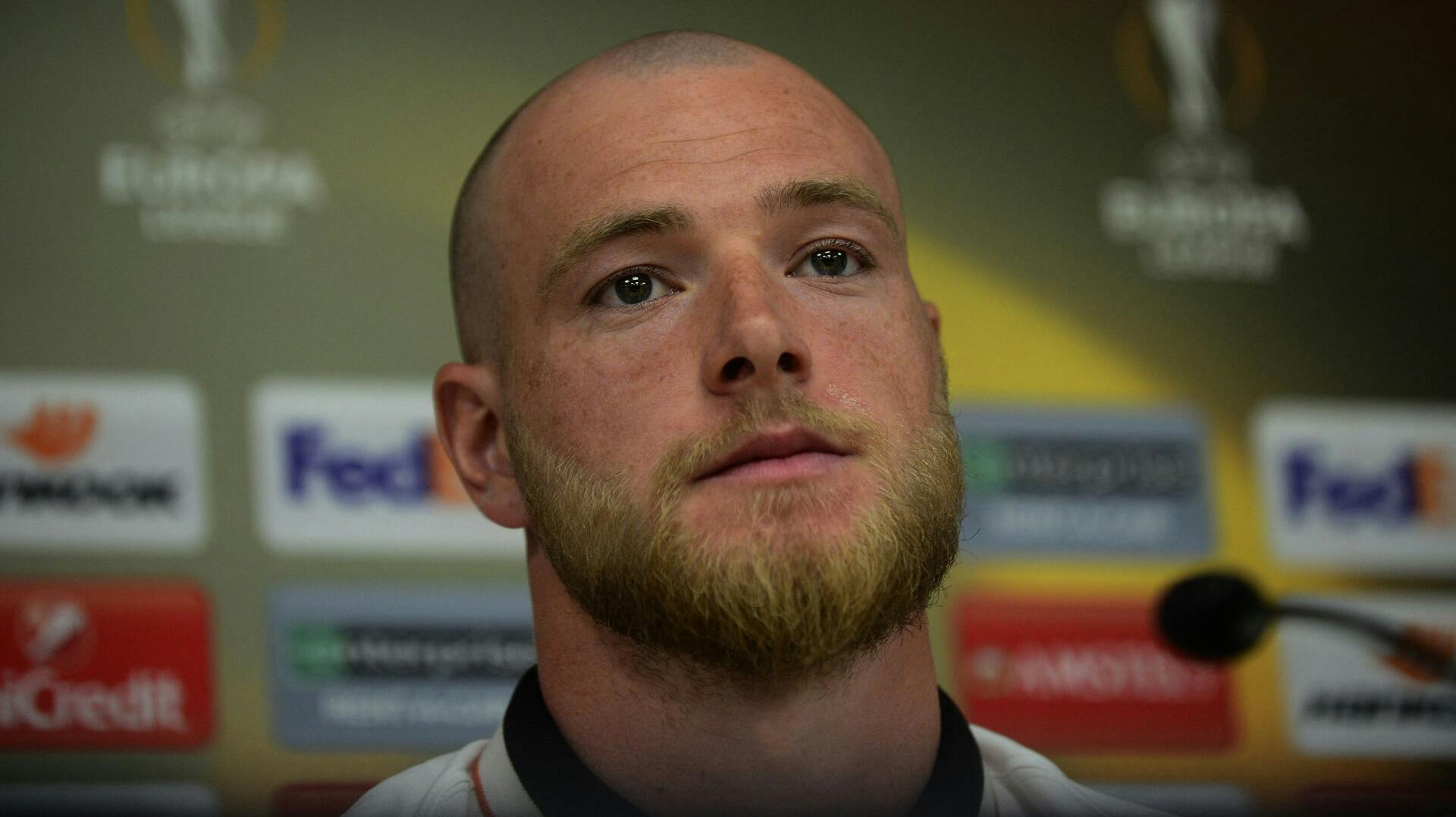 John Guidettis kone, Sanna Guidetti, afslører nu, at parret er blevet forsøgt afpresset. 