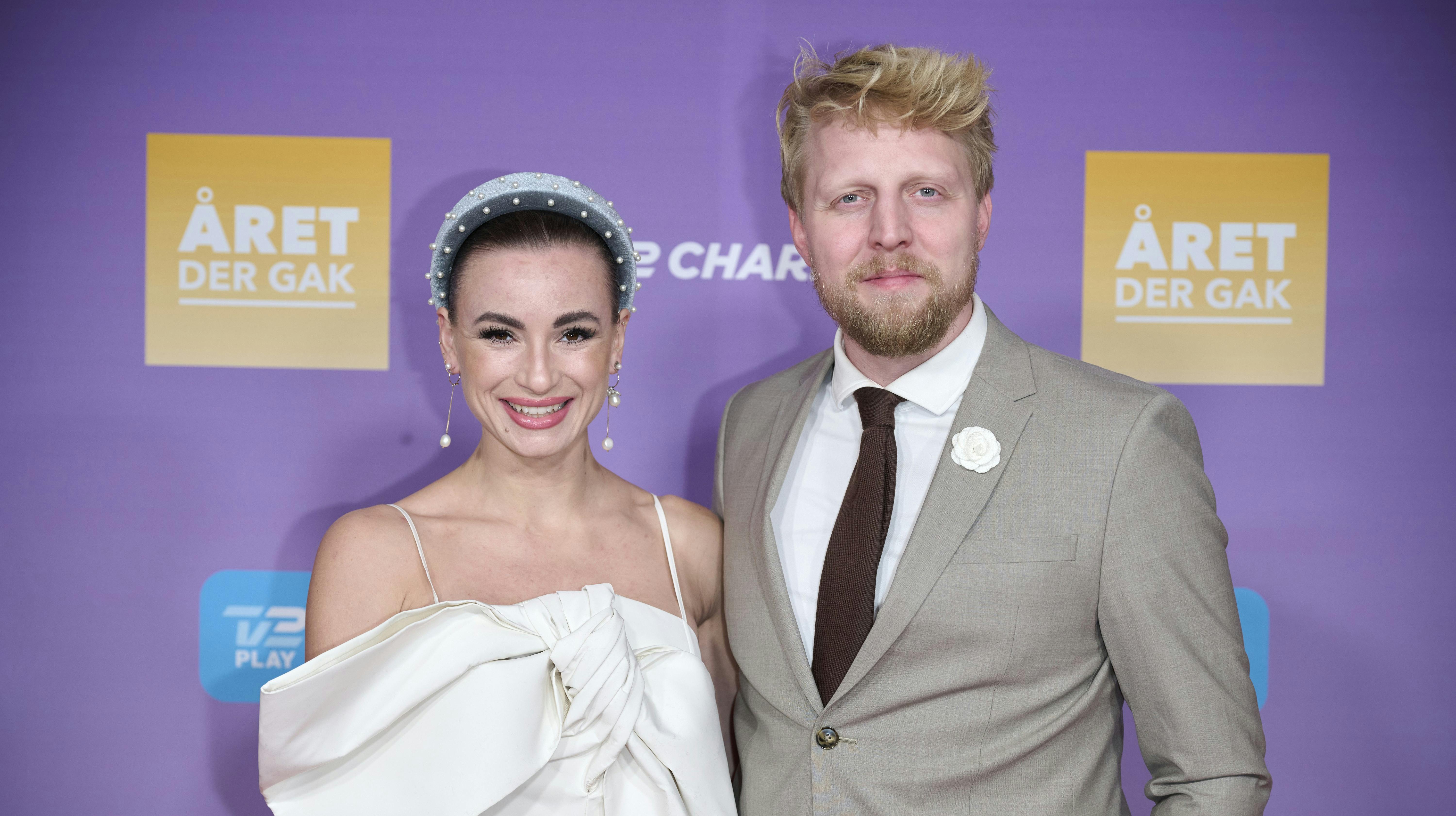 Det bliver ikke til et helt fodboldhold i denne omgang, men til gengæld er der snart "fuld plade" på køn. For kendisparret skal have en pige og har allerede en dreng.