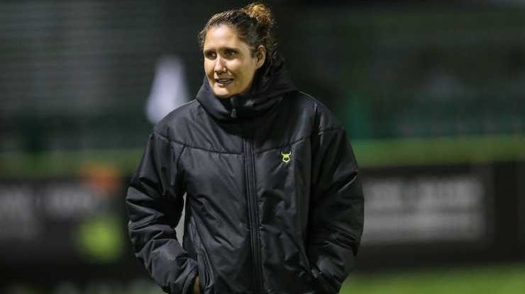 Hannah Dingley er blevet udnævnt til cheftræner for fodboldklubben Forest Green Rovers.