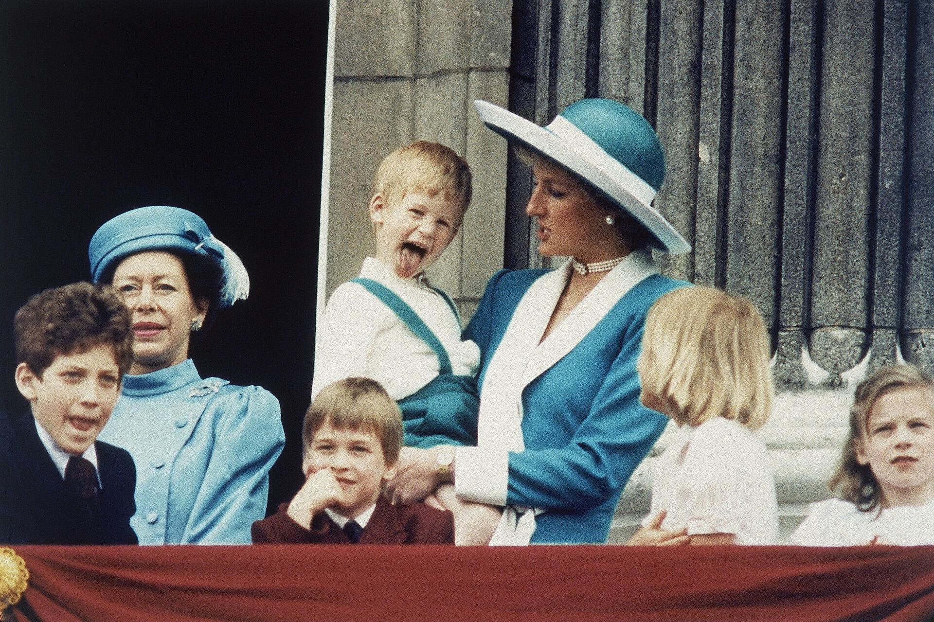 Var Kate Middletons tøjvalg en form for hyldest til prinsesse Diana? Det har flere briter sat spørgsmålstegn ved.