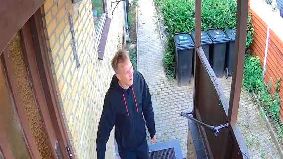 Det er denne mand, som politiet mistænker står bag en række indbrud