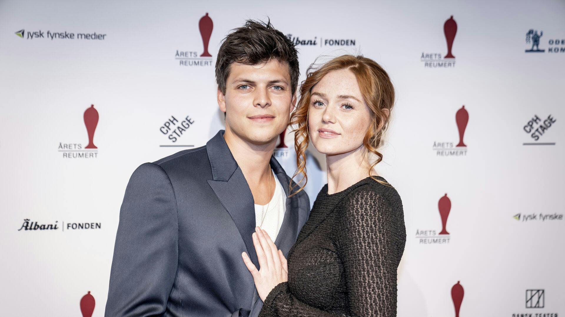 Alex Høgh Andersen og Johanne Milland i forbindelse med årets Reumert 2023 uddeles i Odeon i Odense, søndag den 11. juni 2023. (Foto: Mads Claus Rasmussen/Ritzau Scanpix)