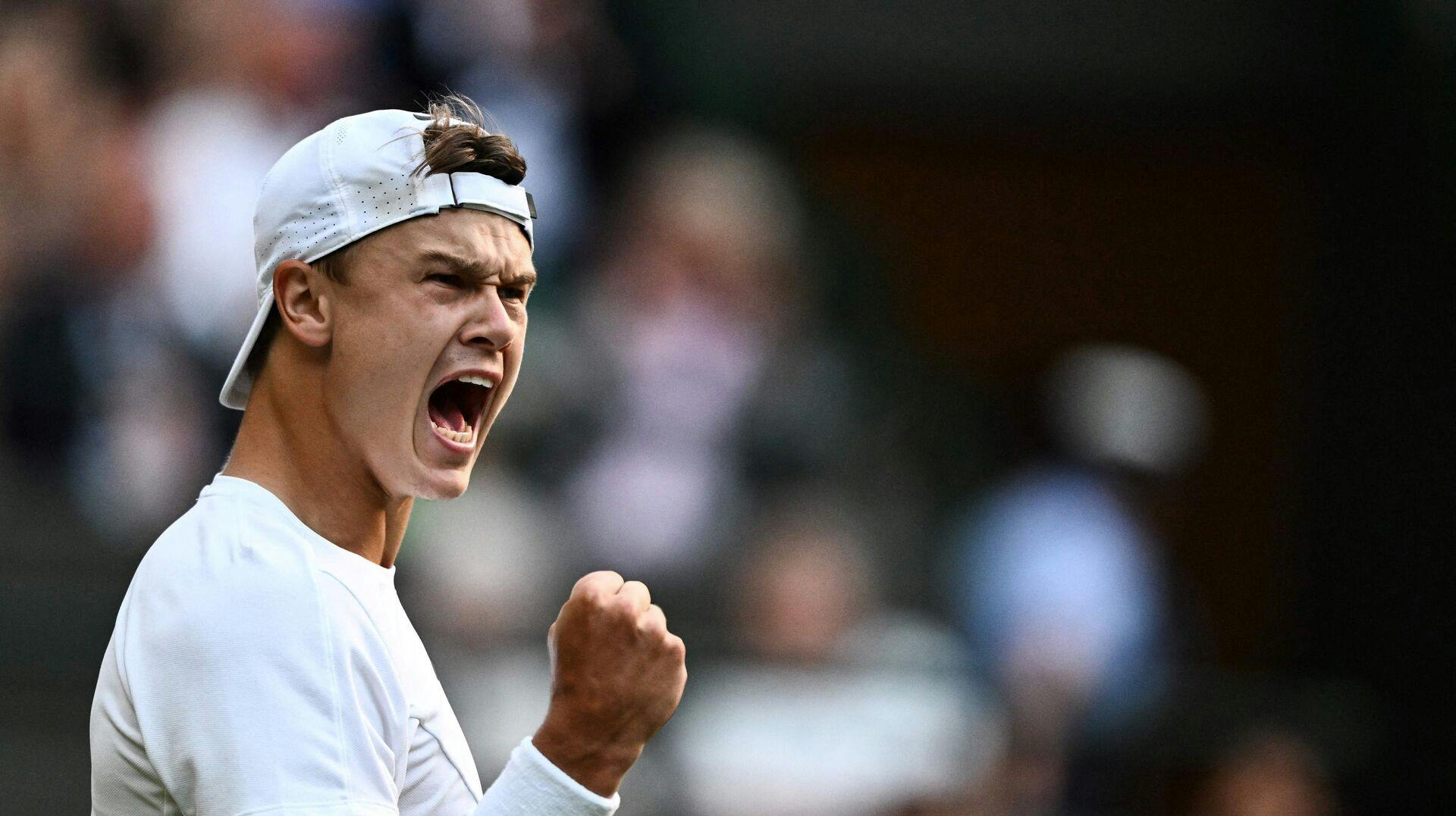Holger Rune har allerede nu sikret sig et pænt millionbeløb med pladsen i kvartfinalen ved Wimbledon. 