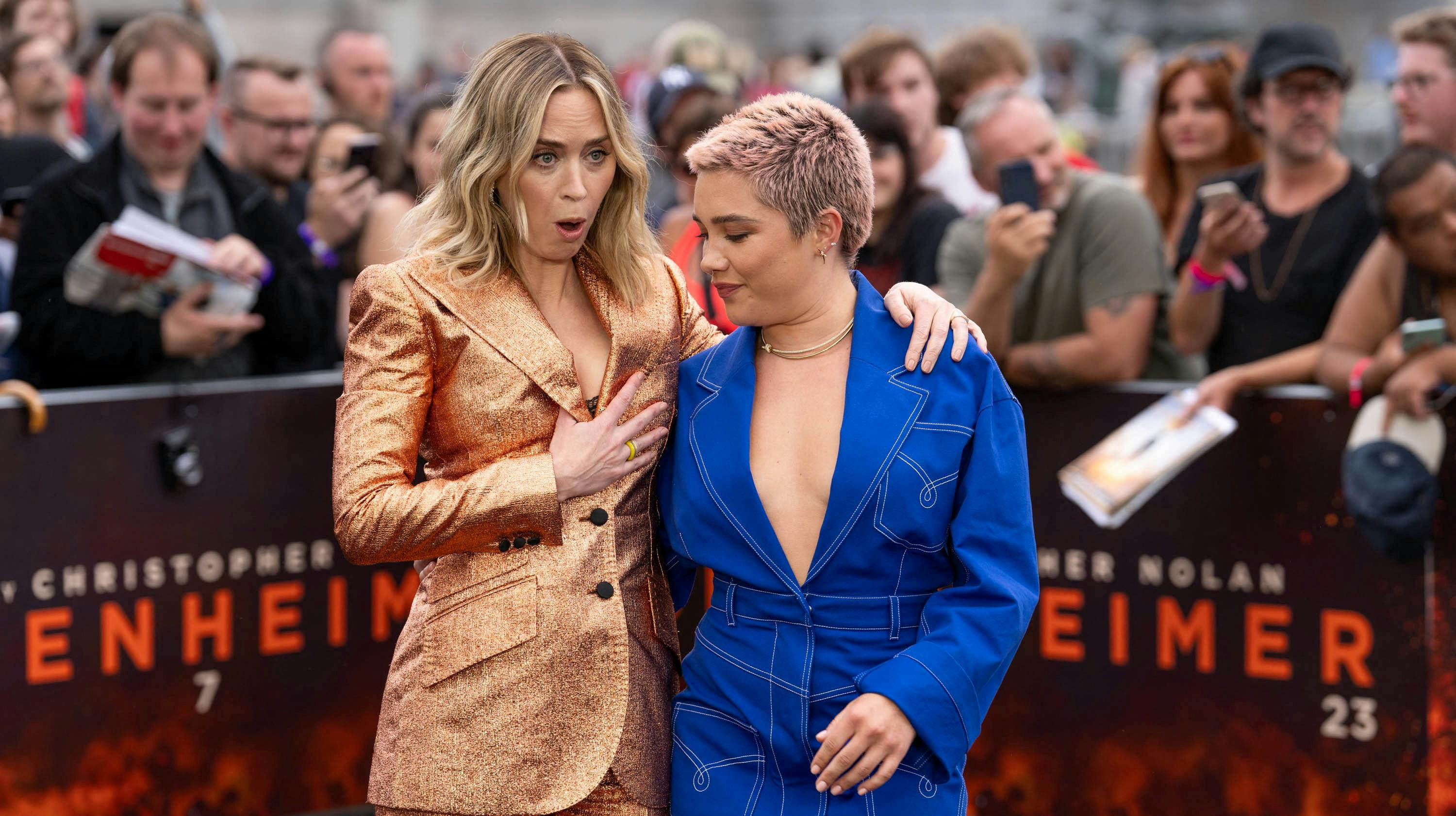 Hov! Emily Blunt var tæt på at flashe på den røde løber.