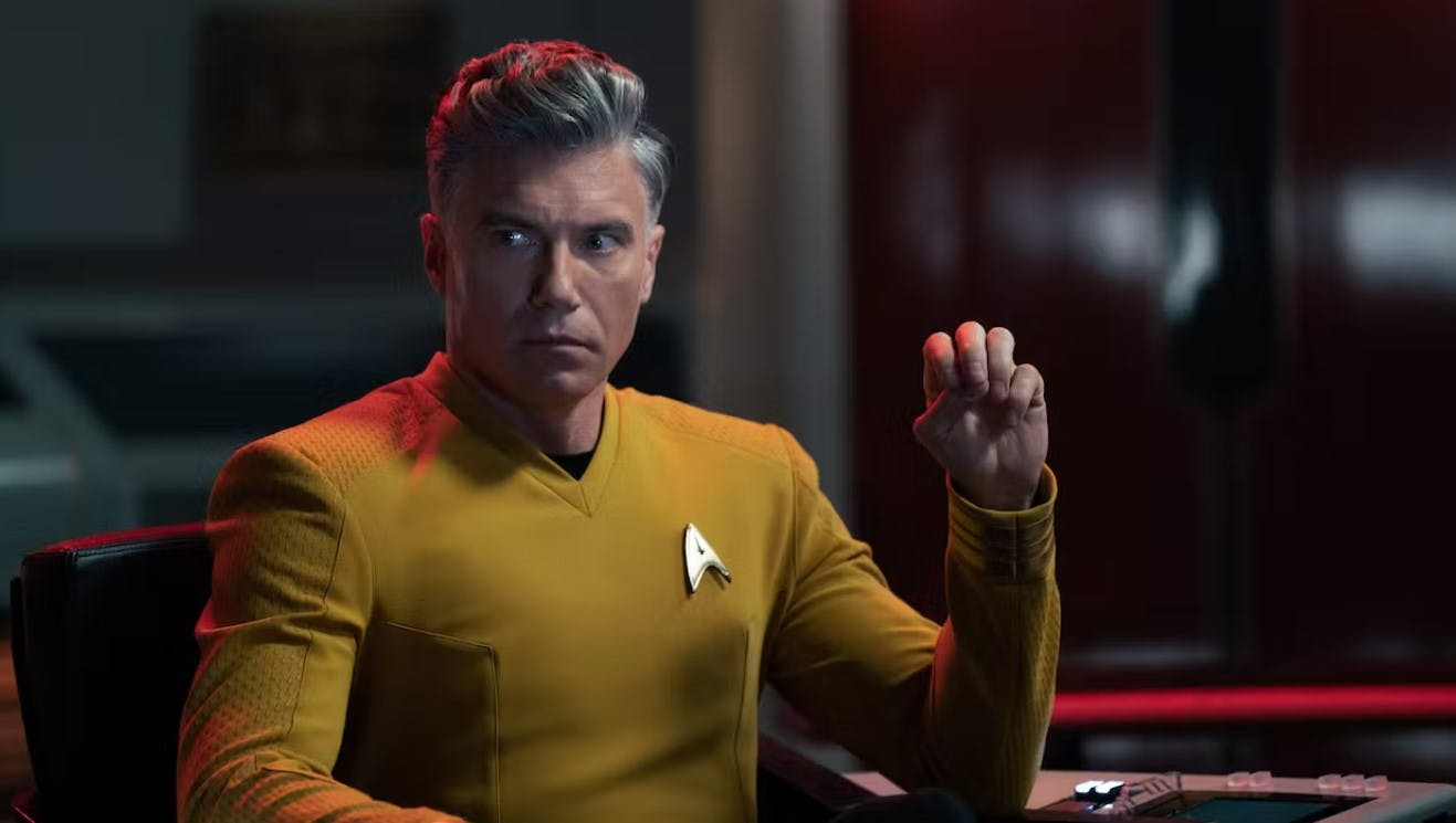 Anson Mount som Pike i "Star Trek: Strange New Worlds".