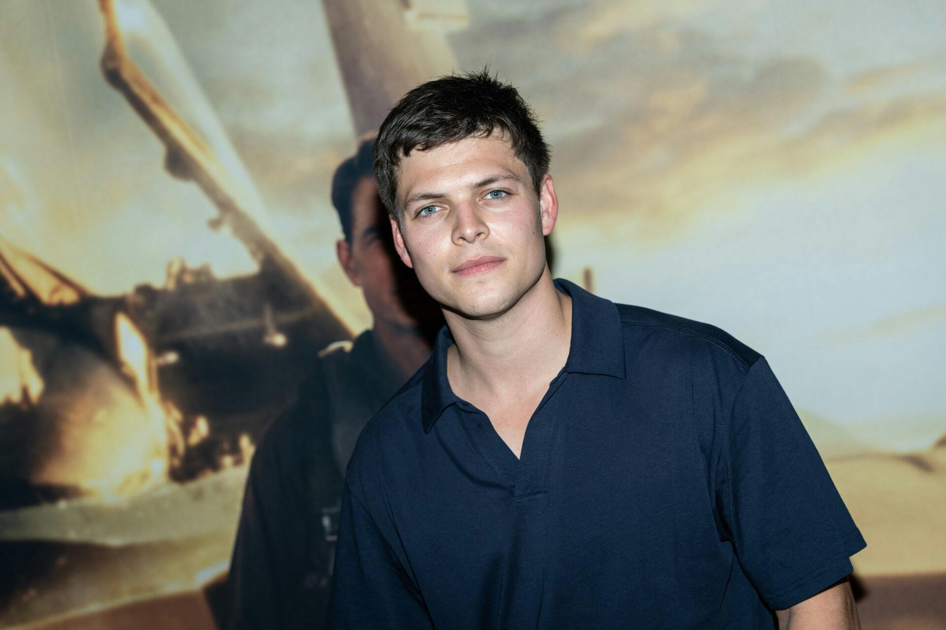 Alex Høgh Andersen ankommer til gallapremiere på filmen "Top Gun - Maverick" i Imperial i København tirsdag den 24. maj 2022. (Foto: Emil Helms/Ritzau Scanpix)