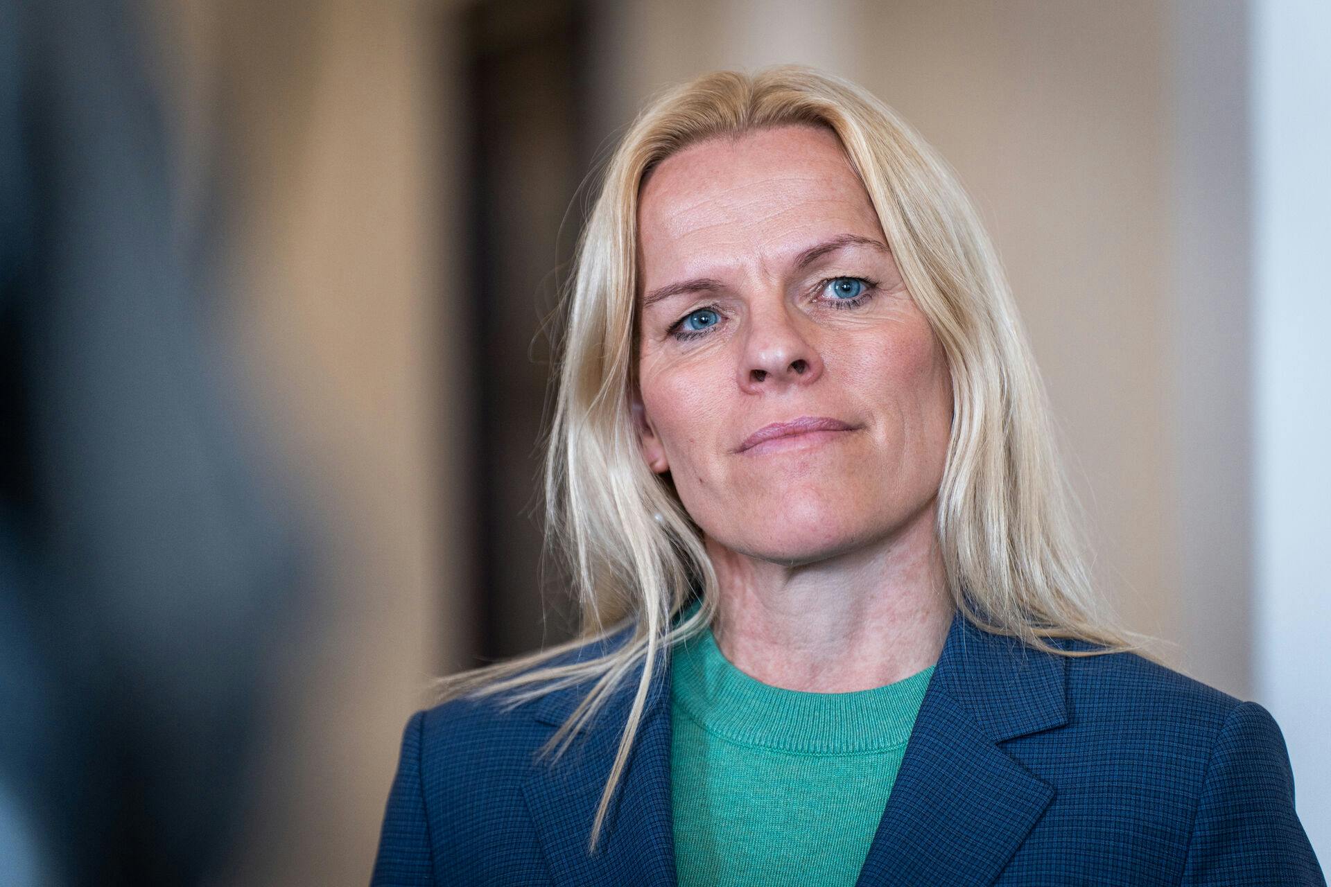 Ældreminister Mette Kierkgaard (M) møder pressen forud for sættemøde med Kommunernes Landsforening om økonomiaftalen for 2024 i Finansministeriet onsdag den 3. maj 2023. (Foto: Emil Nicolai Helms/Ritzau Scanpix)