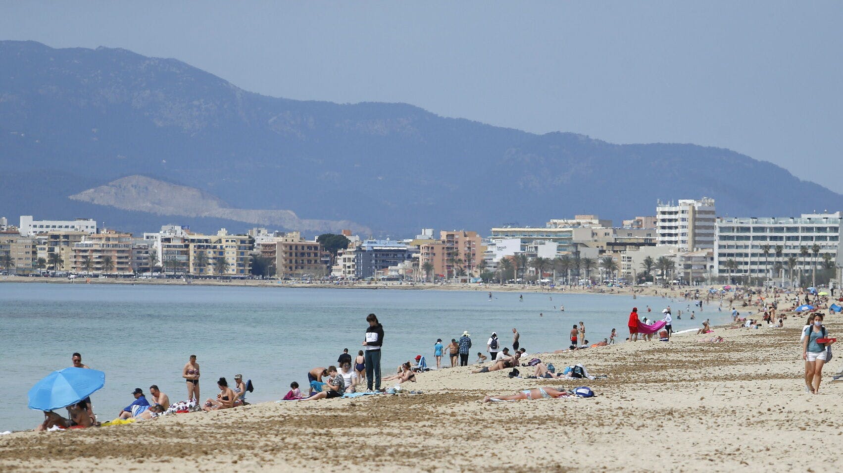 Voldtægten fandt angiveligt sted på et hotelværelse i det populære turistområde Playa de Palma.